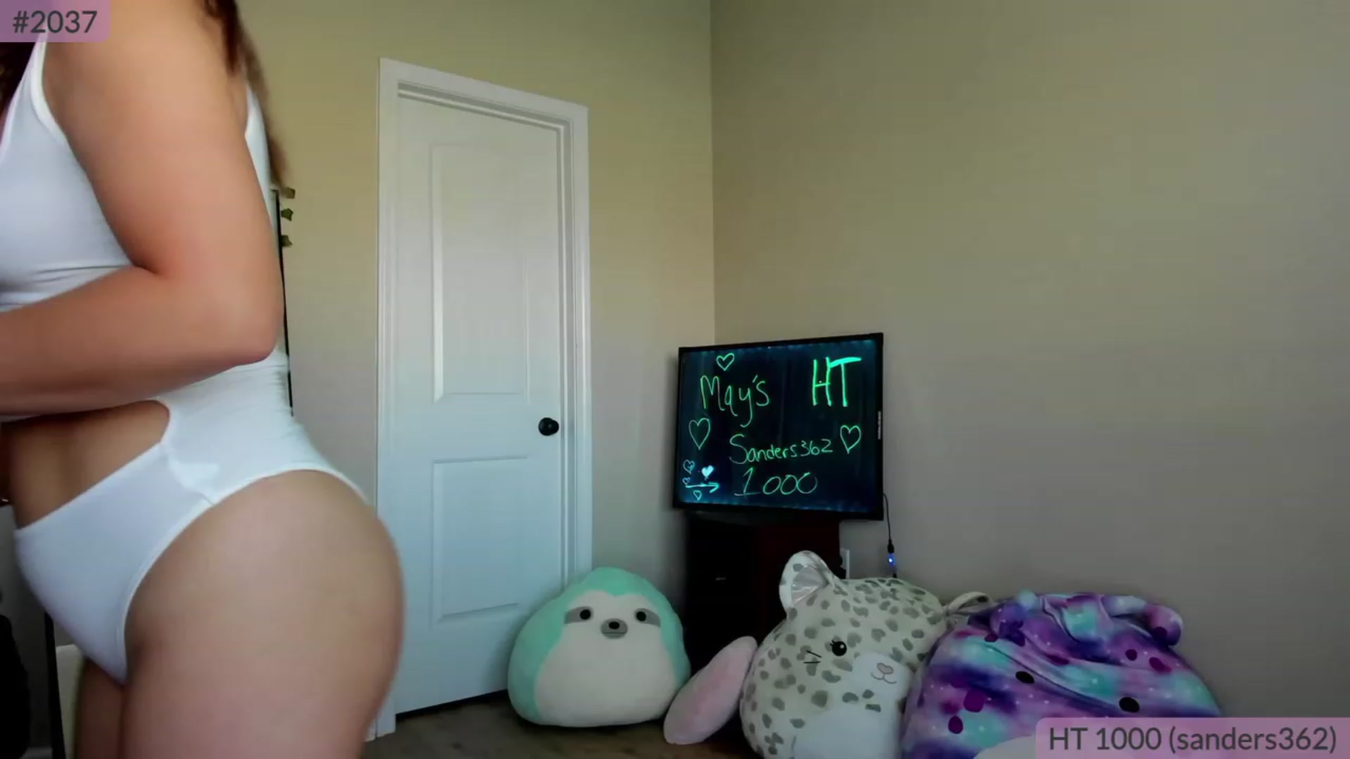 Gallery image thumbnail from BrookeBee's myfreecams stream on, 05/28/2023, 23:29 image 16 of 20