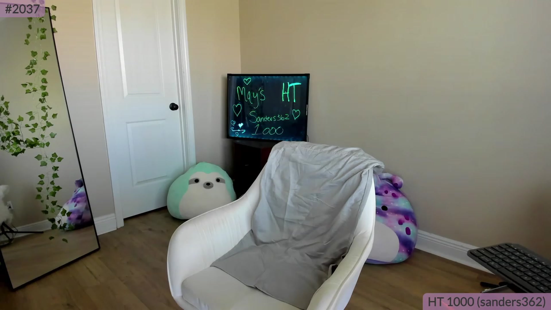 Gallery image thumbnail from BrookeBee's myfreecams stream on, 05/28/2023, 23:29 image 13 of 20
