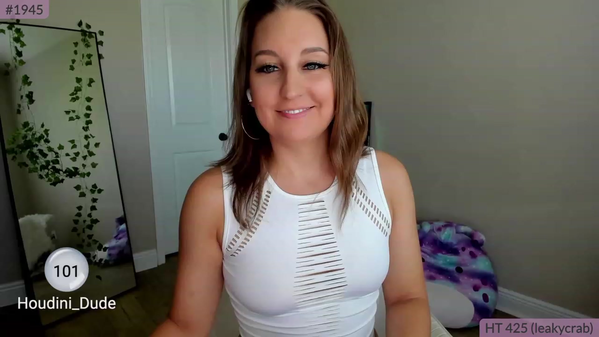 Gallery image thumbnail from BrookeBee's myfreecams stream on, 06/04/2023, 20:35 image 10 of 20