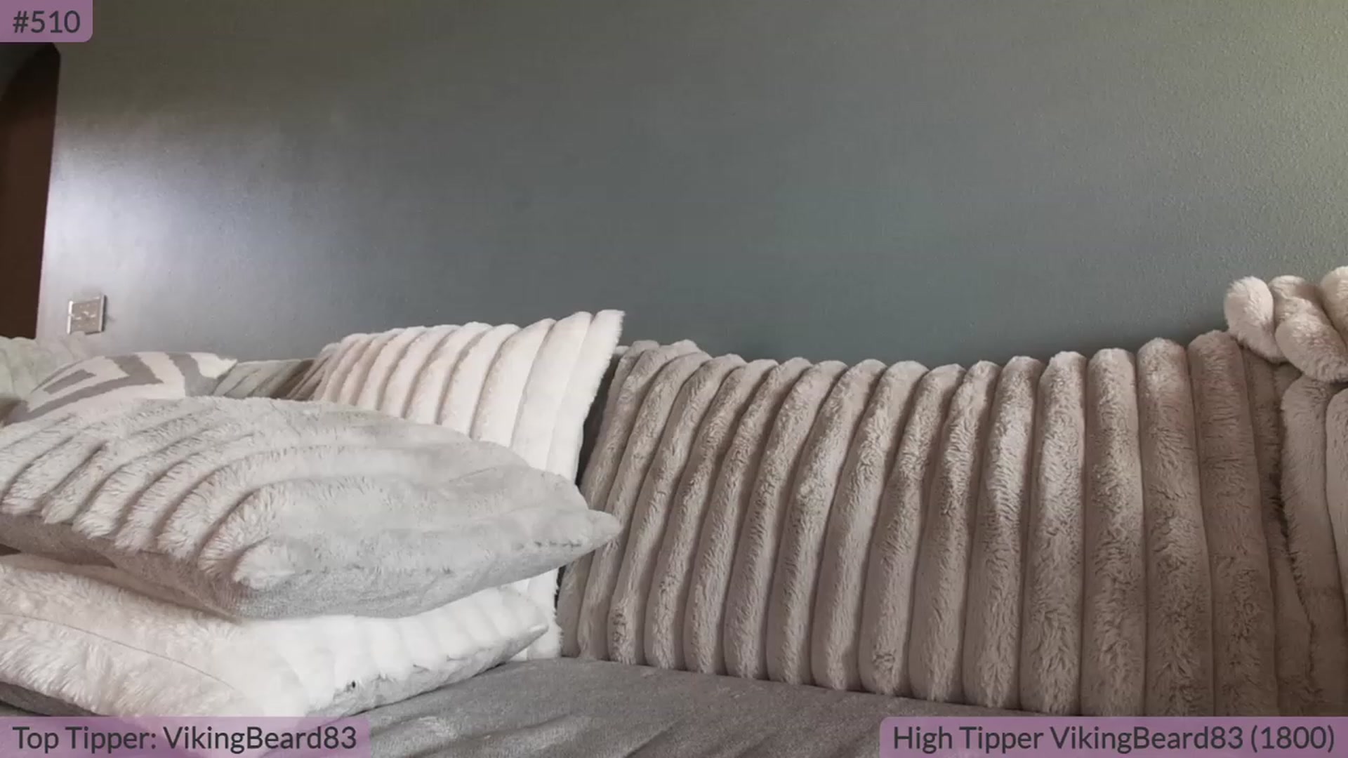 Gallery image thumbnail from BrookeBee's myfreecams stream on, 08/03/2023, 21:42 image 9 of 20