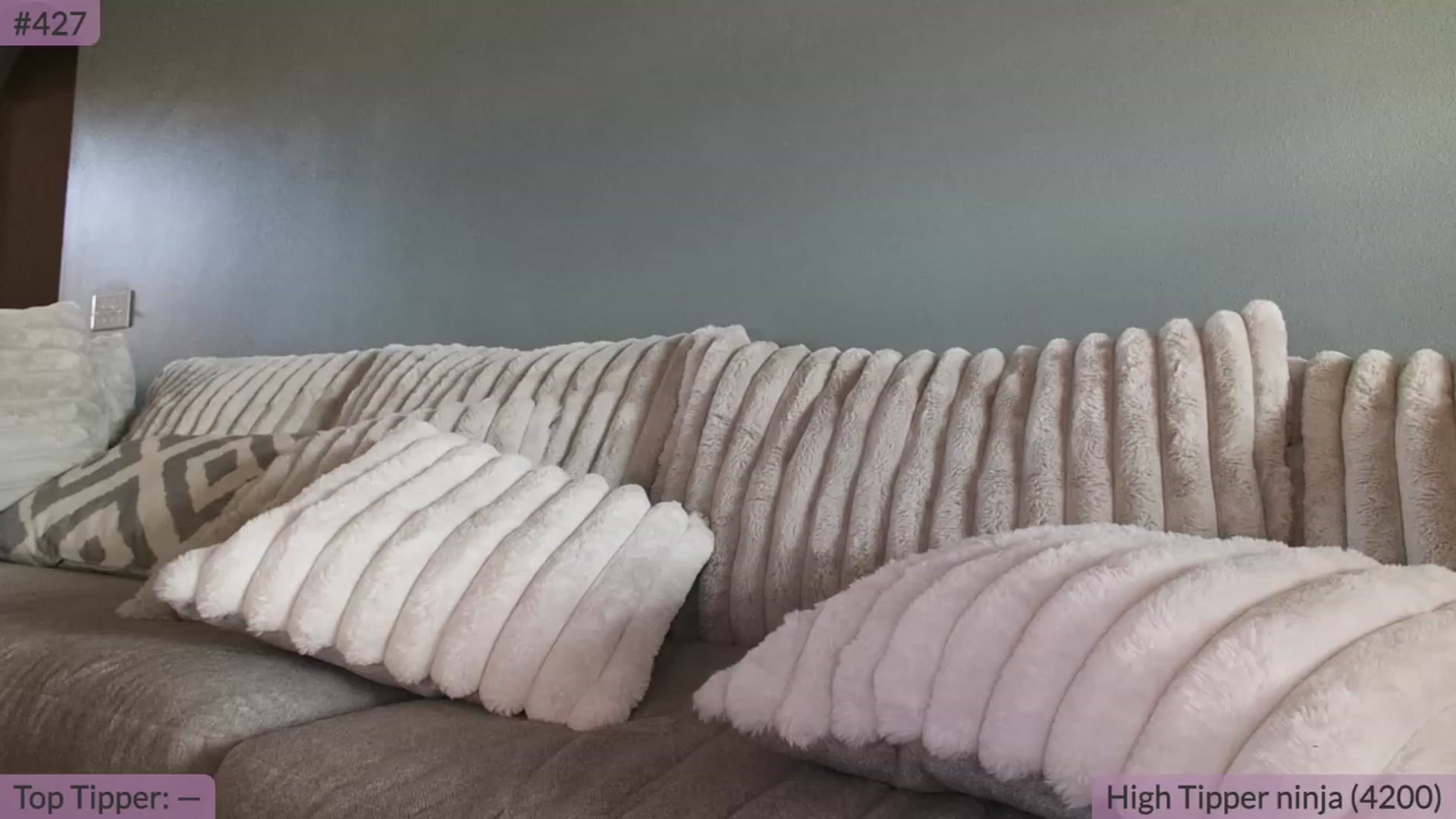 Gallery image thumbnail from BrookeBee's myfreecams stream on, 08/25/2023, 21:33 image 6 of 20