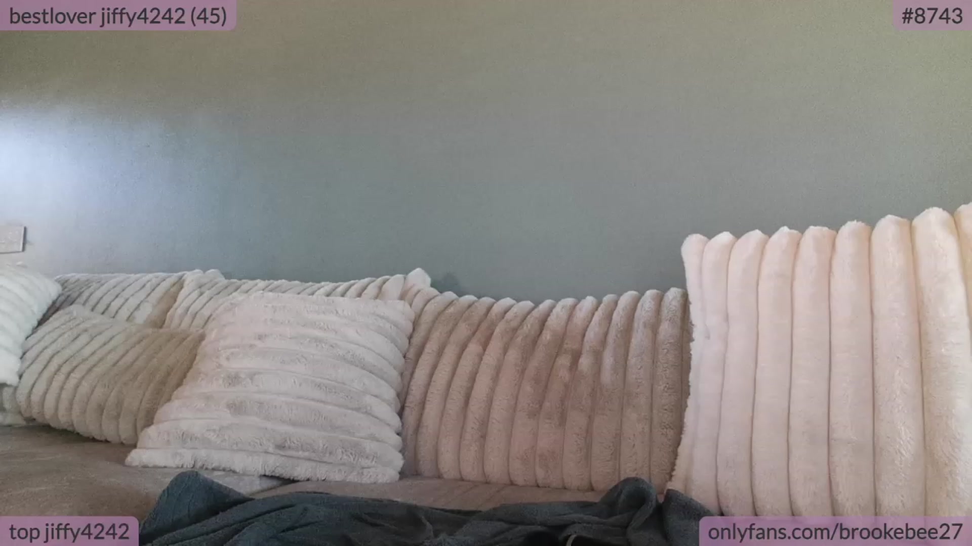 Gallery image thumbnail from BrookeBee's myfreecams stream on, 10/09/2023, 22:55 image 6 of 20