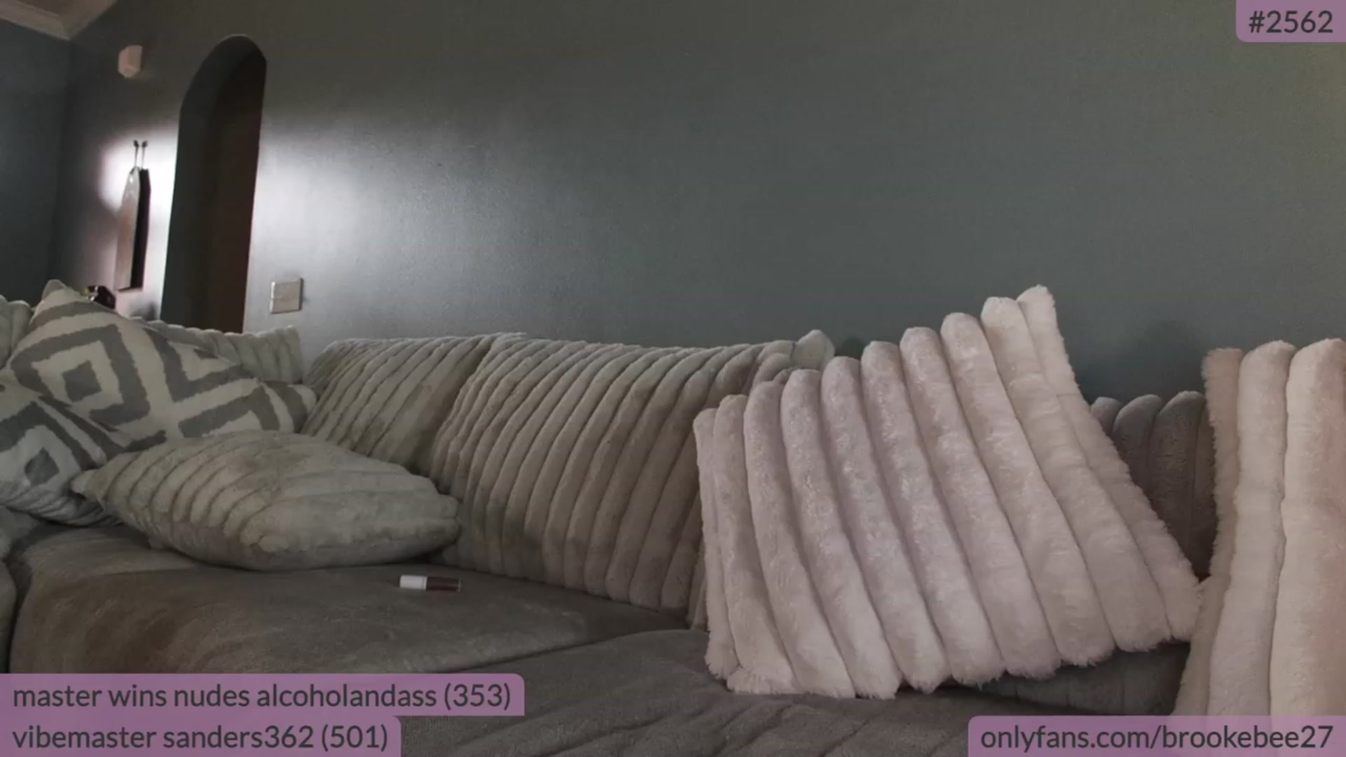 Gallery image thumbnail from BrookeBee's myfreecams stream on, 10/22/2023, 19:07 image 12 of 20