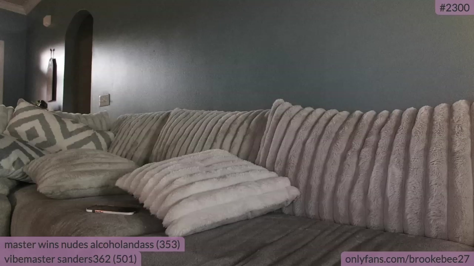 Gallery image thumbnail from BrookeBee's myfreecams stream on, 10/22/2023, 21:38 image 2 of 20