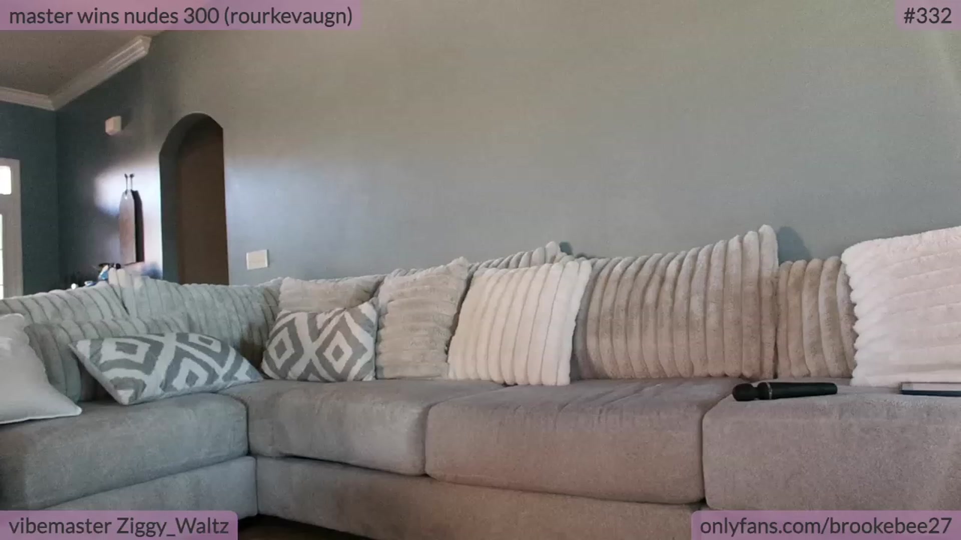 Gallery image thumbnail from BrookeBee's myfreecams stream on, 11/01/2023, 19:26 image 11 of 20