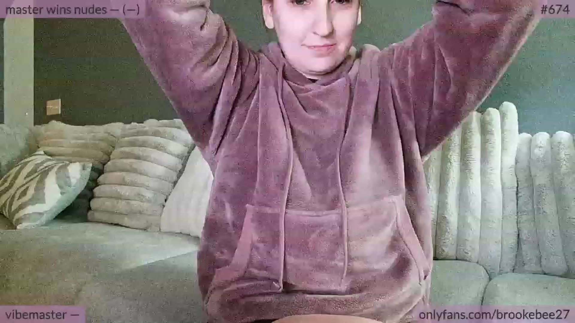Gallery image thumbnail from BrookeBee's myfreecams stream on, 11/02/2023, 11:23 image 2 of 20
