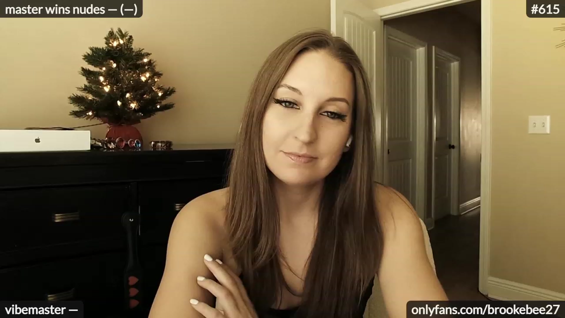Gallery image thumbnail from BrookeBee's myfreecams stream on, 11/12/2023, 19:29 image 2 of 20