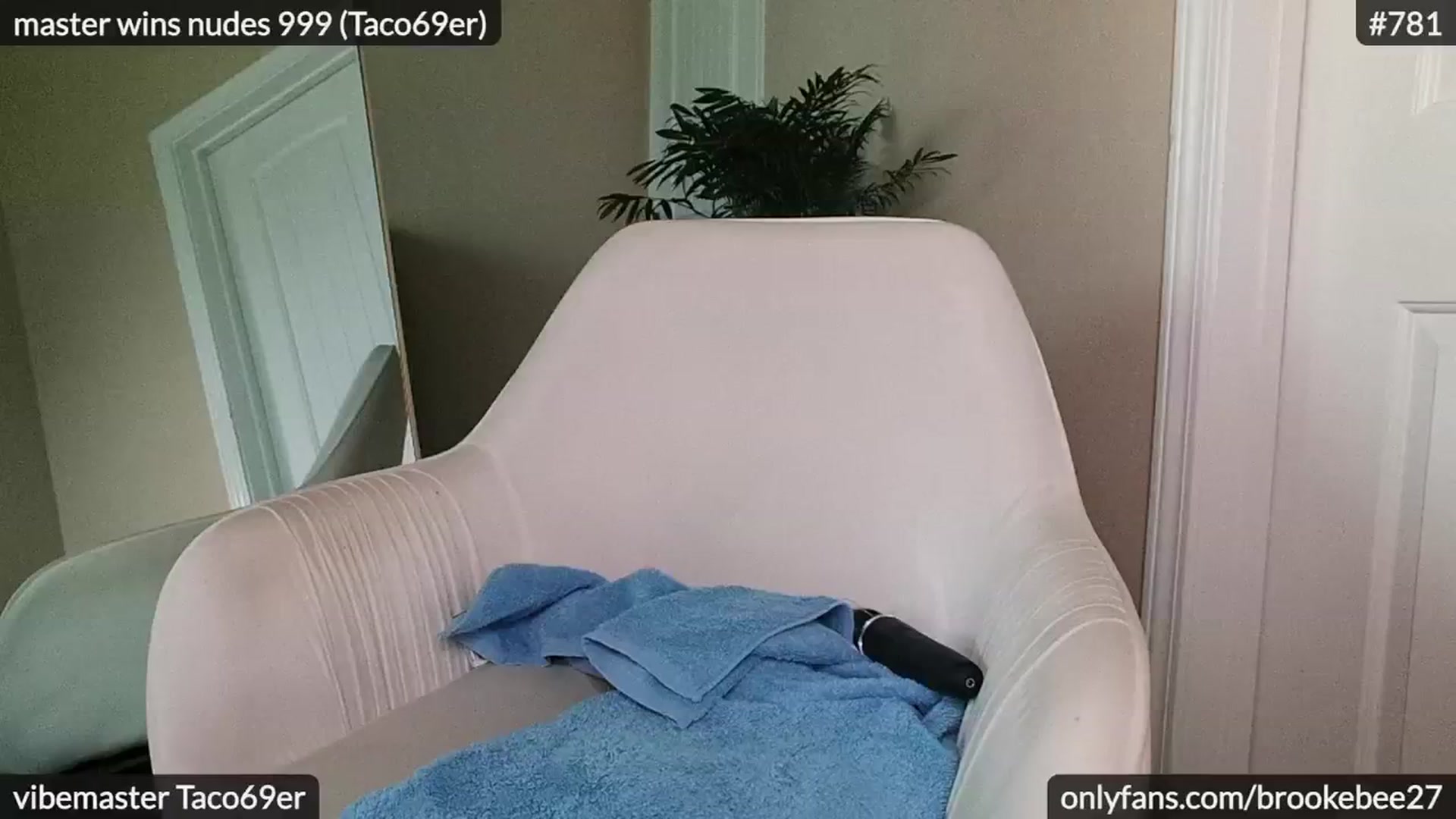 Gallery image thumbnail from BrookeBee's myfreecams stream on, 03/17/2024, 19:37 image 20 of 20