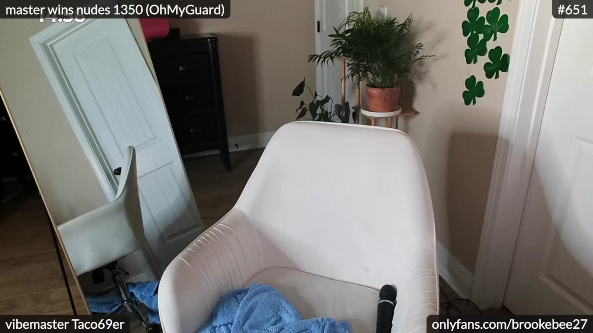 Gallery image thumbnail from BrookeBee's myfreecams stream on, 03/17/2024, 21:53 image 16 of 20
