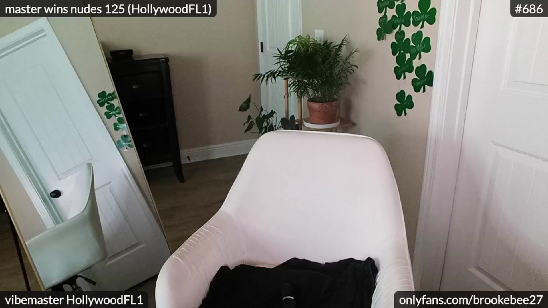 Gallery image thumbnail from BrookeBee's myfreecams stream on, 03/22/2024, 22:38 image 19 of 20