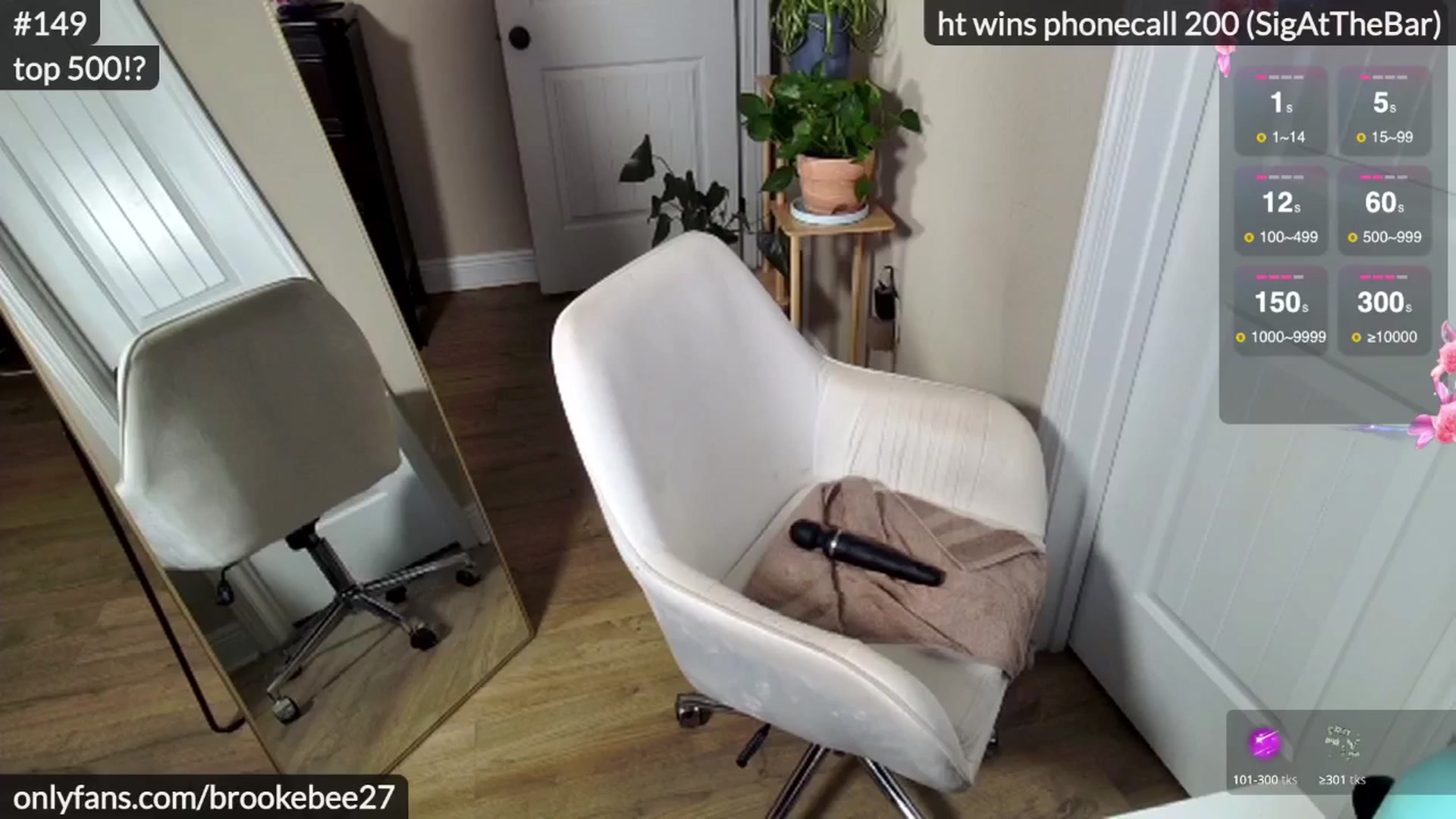 Gallery image thumbnail from BrookeBee's myfreecams stream on, 05/09/2024, 02:16 image 14 of 20