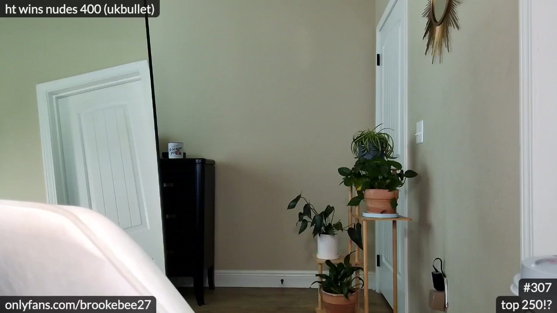 Gallery image thumbnail from BrookeBee's myfreecams stream on, 05/25/2024, 23:38 image 18 of 20