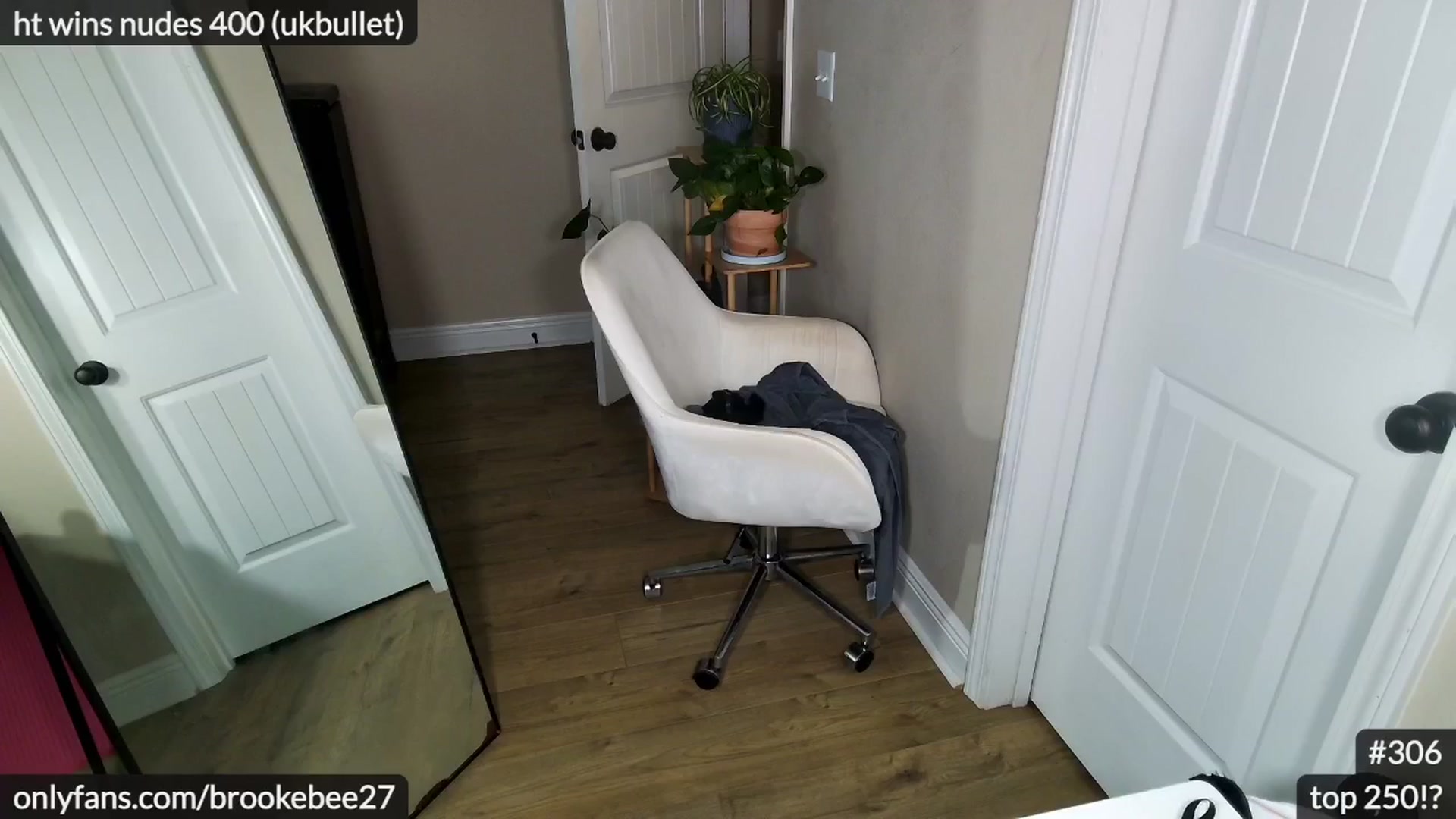 Gallery image thumbnail from BrookeBee's myfreecams stream on, 05/26/2024, 24:30 image 17 of 20
