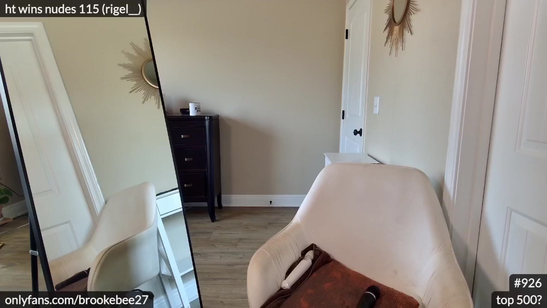 Gallery image thumbnail from BrookeBee's myfreecams stream on, 06/14/2024, 17:39 image 12 of 20
