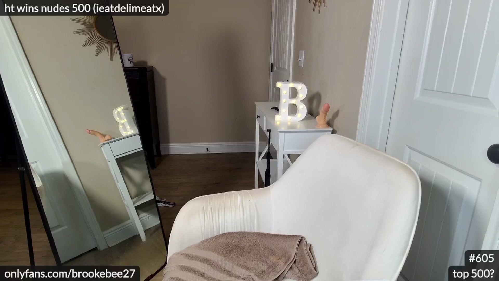 Gallery image thumbnail from BrookeBee's myfreecams stream on, 06/25/2024, 03:33 image 11 of 20