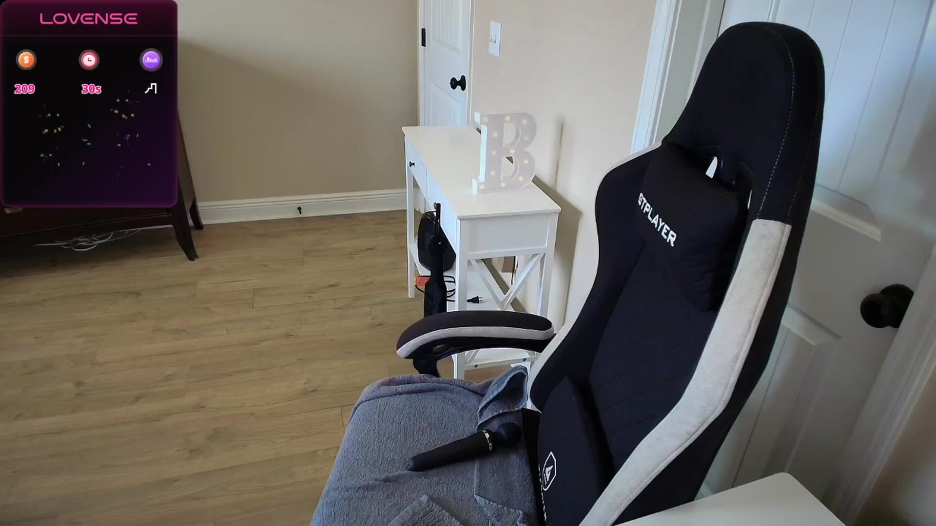 Gallery image thumbnail from BrookeBee's myfreecams stream on, 03/13/2025, 21:18 image 7 of 20