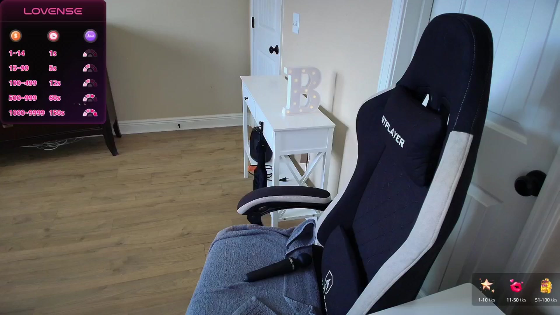 Gallery image thumbnail from BrookeBee's myfreecams stream on, 03/13/2025, 21:18 image 10 of 20