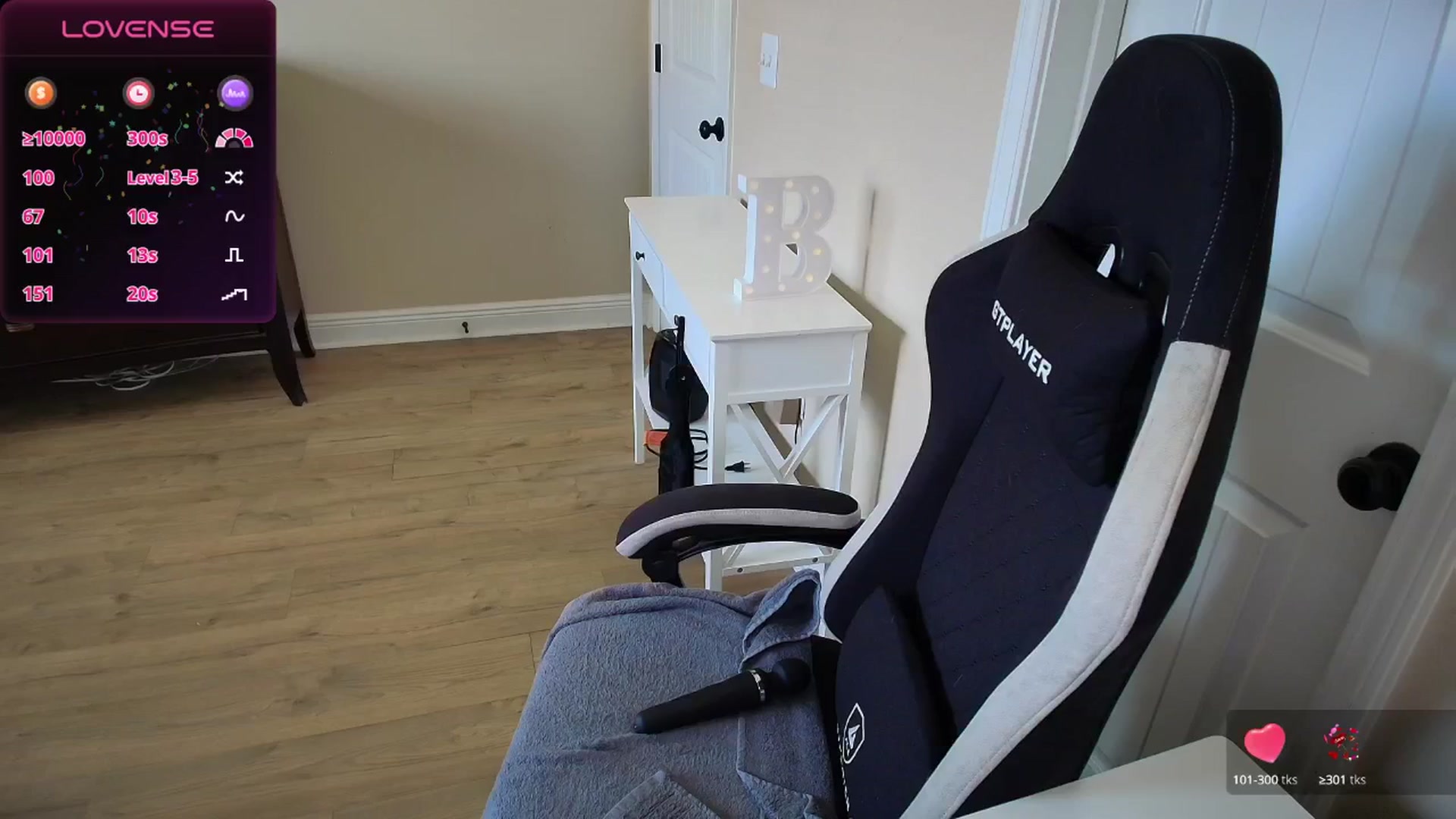 Gallery image thumbnail from BrookeBee's myfreecams stream on, 03/13/2025, 21:18 image 12 of 20