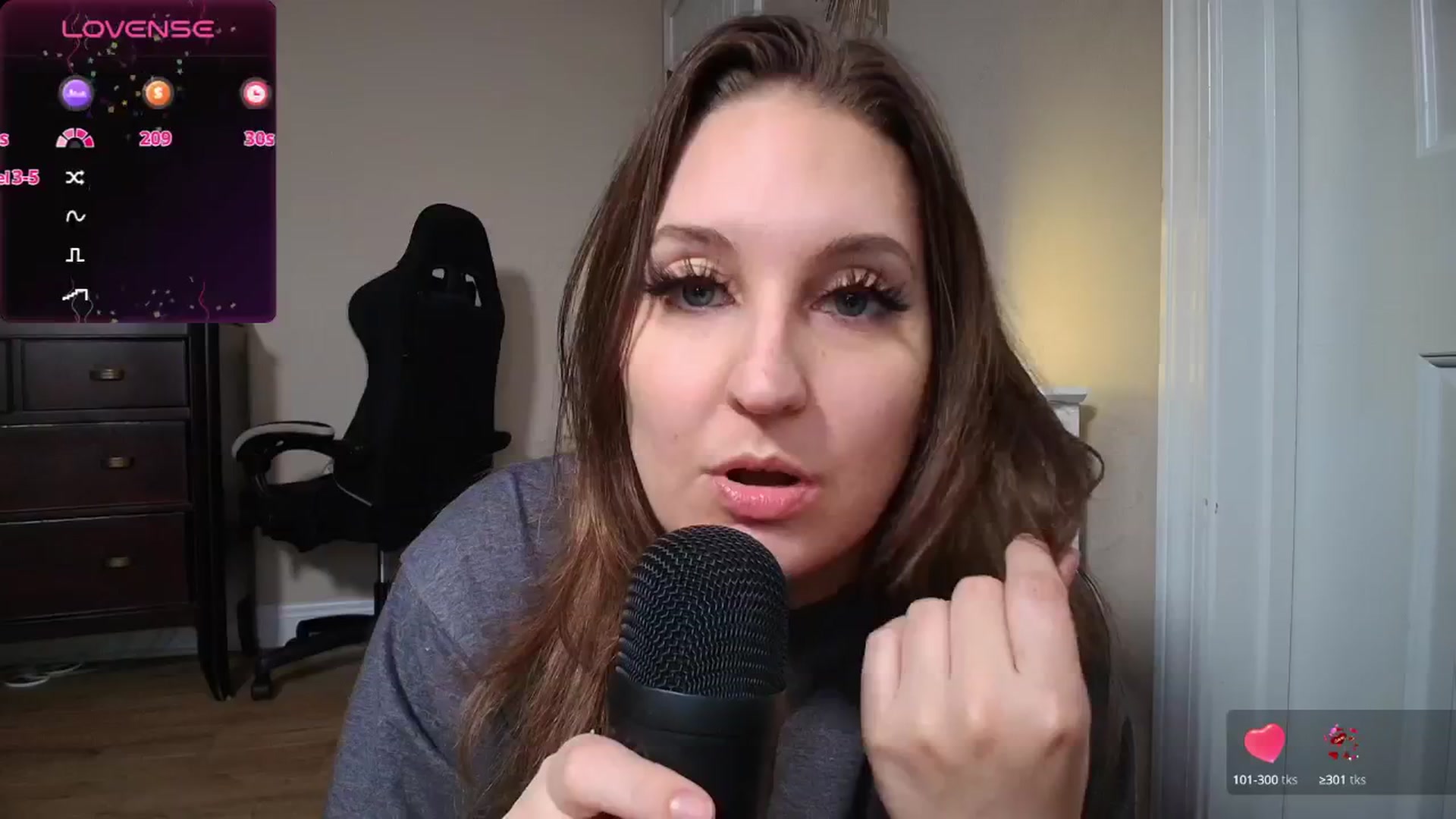 Gallery image thumbnail from BrookeBee's myfreecams stream on, 03/16/2025, 08:38 image 10 of 20