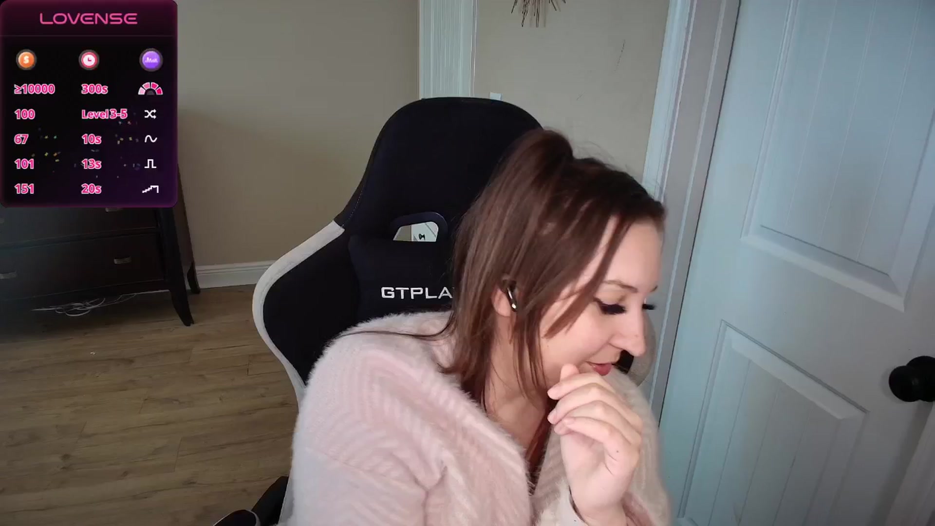 Gallery image thumbnail from BrookeBee's myfreecams stream on, 03/18/2025, 16:34 image 14 of 20