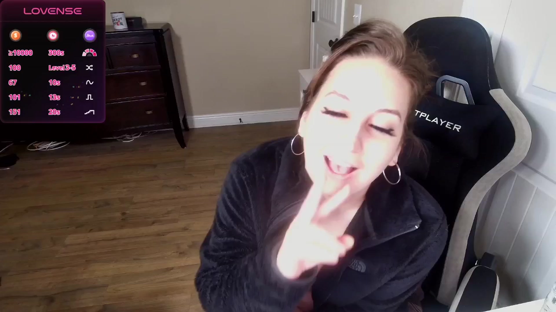 Gallery image thumbnail from BrookeBee's myfreecams stream on, 04/04/2025, 11:29 image 2 of 20