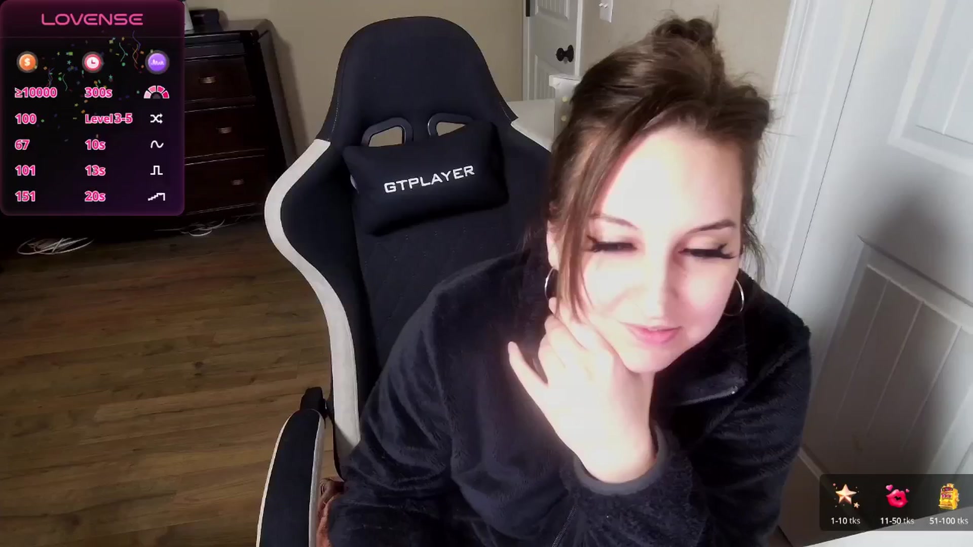 Gallery image thumbnail from BrookeBee's myfreecams stream on, 04/04/2025, 11:29 image 14 of 20