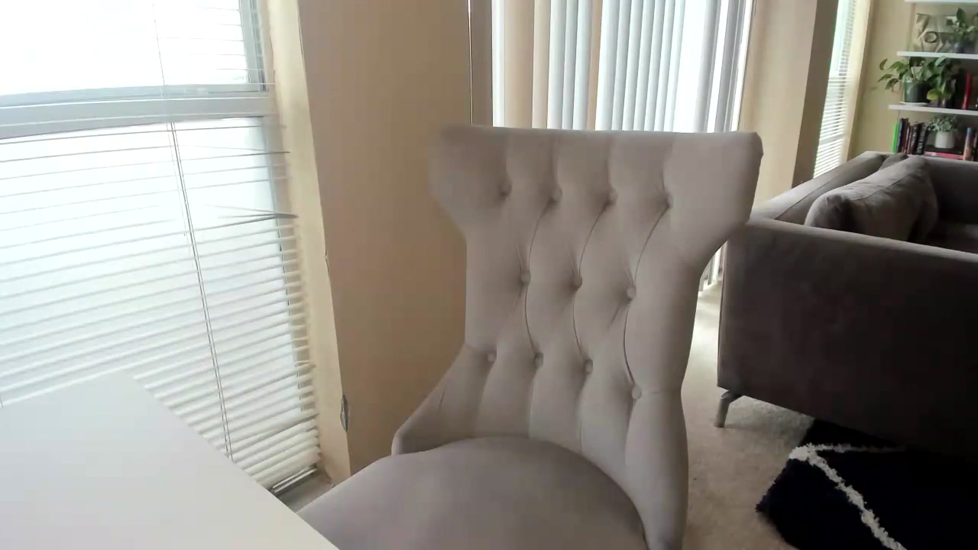 Gallery image thumbnail from BrookeLuxe's myfreecams stream on, 04/03/2024, 17:12 image 15 of 20