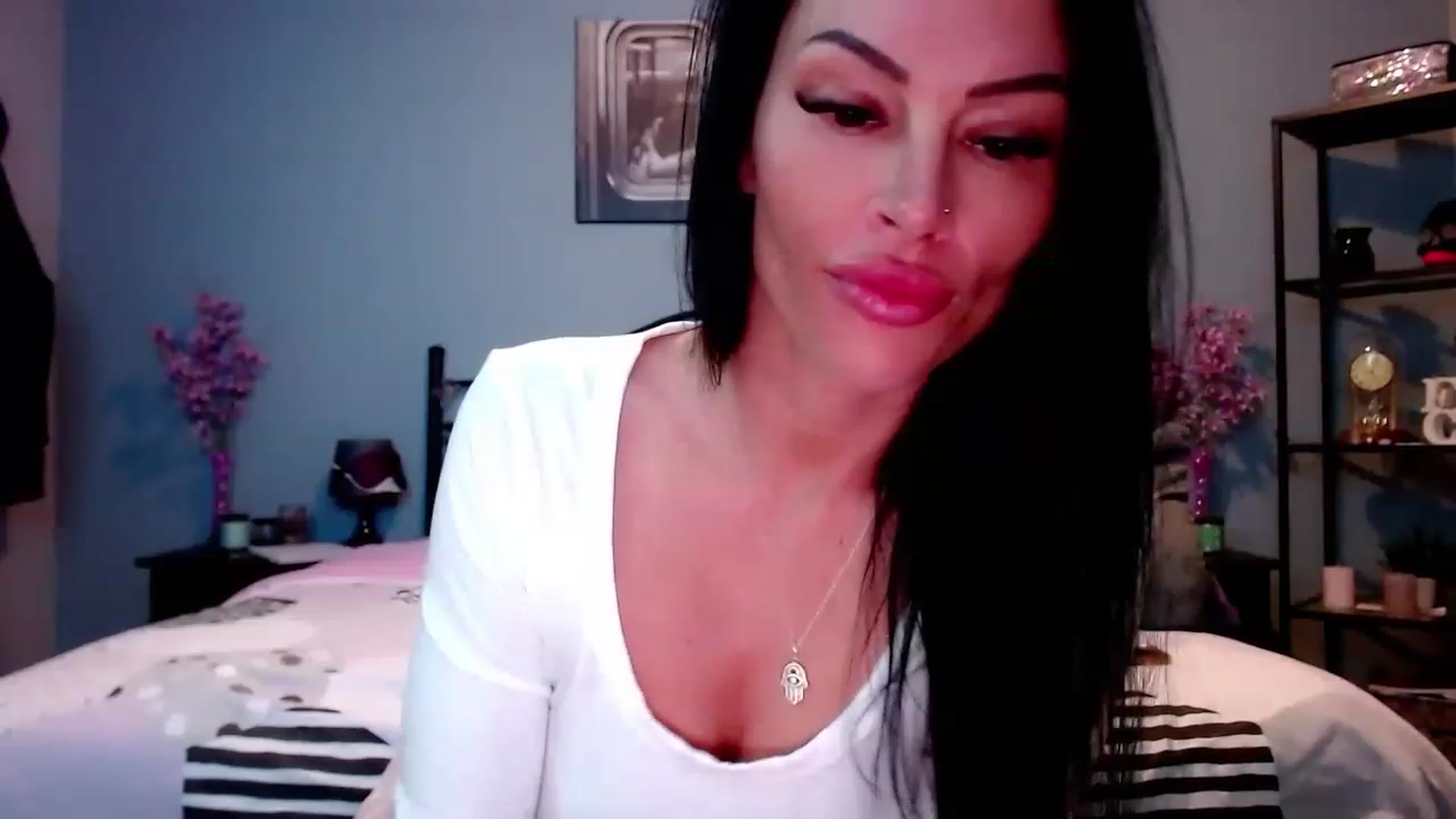Gallery image thumbnail from BrookeSummer's myfreecams stream on, 01/31/2023, 09:27 image 15 of 20