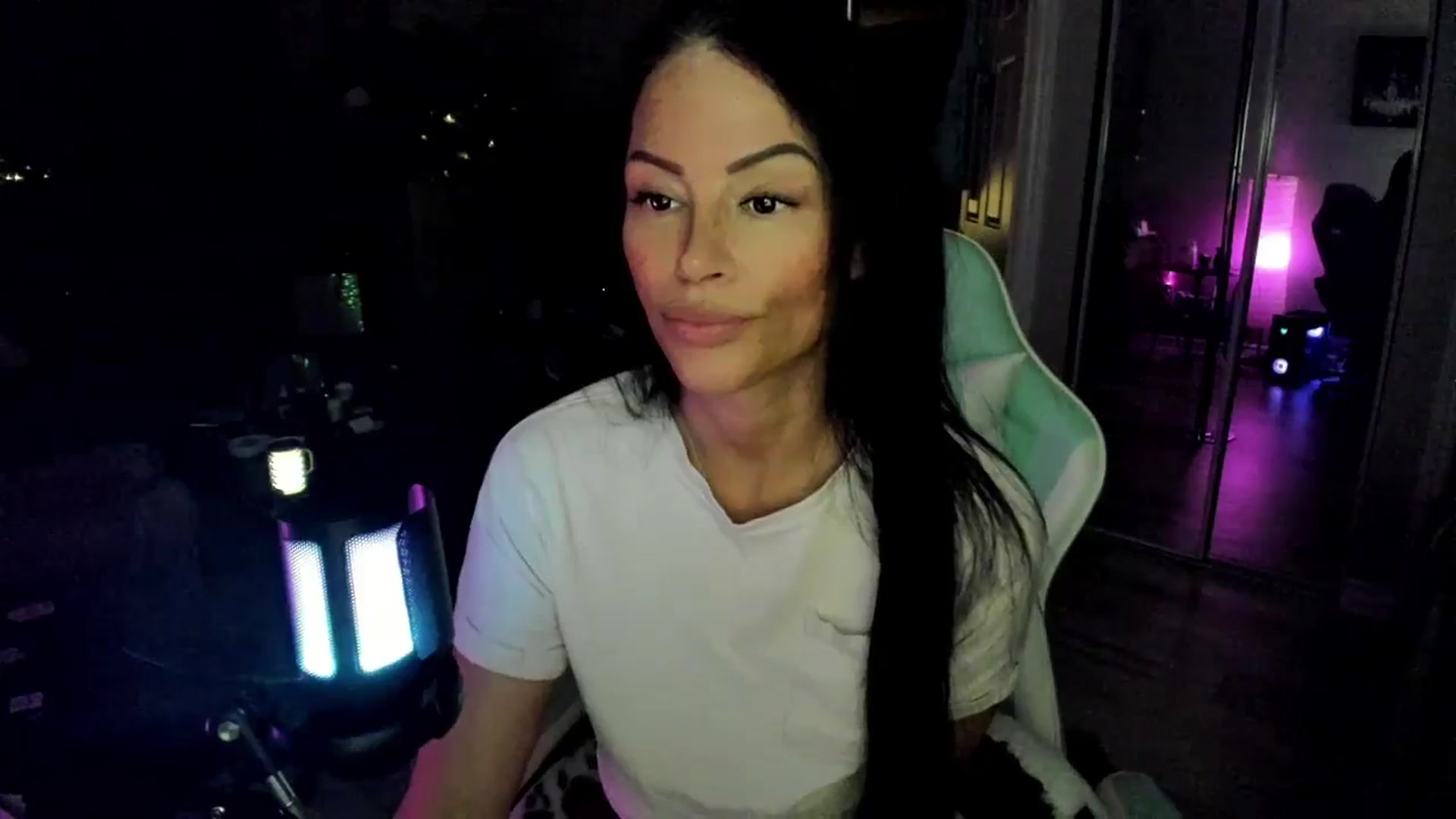 Gallery image thumbnail from BrookeSummer's myfreecams stream on, 04/10/2026, 05:48 image 15 of 20