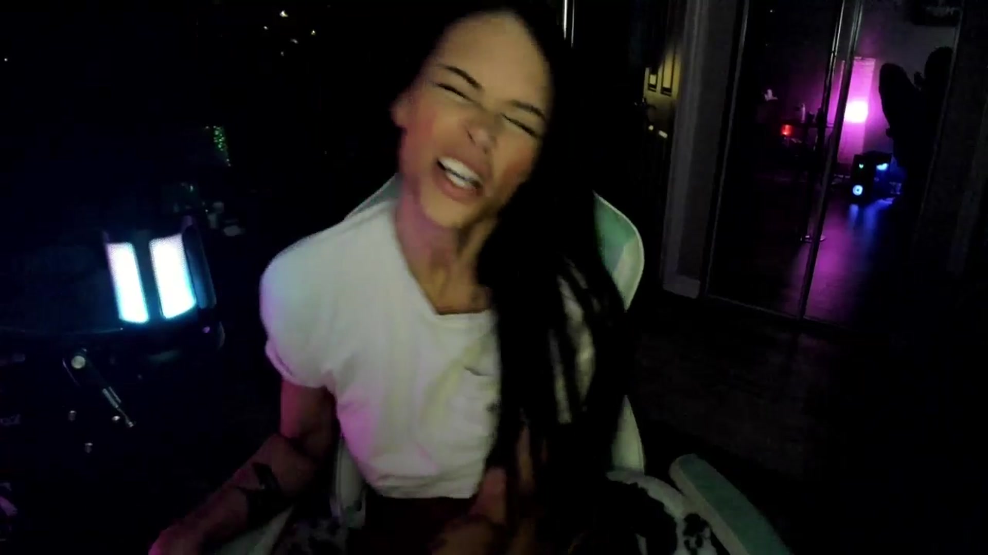 Gallery image thumbnail from BrookeSummer's myfreecams stream on, 04/10/2026, 05:48 image 7 of 20
