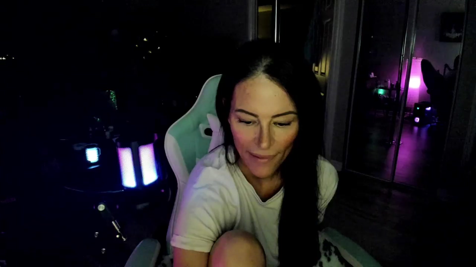 Gallery image thumbnail from BrookeSummer's myfreecams stream on, 04/10/2026, 05:48 image 19 of 20