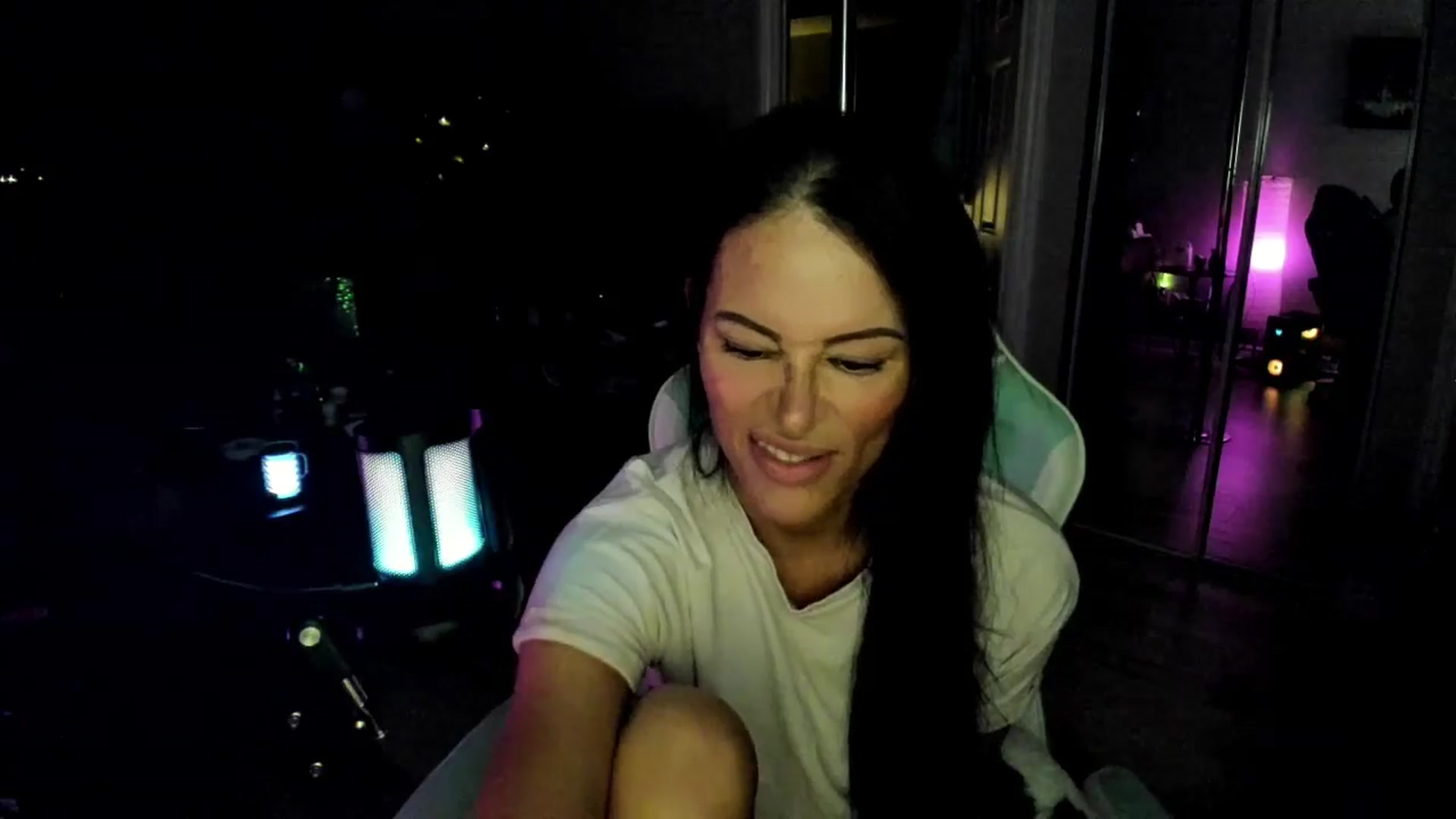 Gallery image thumbnail from BrookeSummer's myfreecams stream on, 04/10/2026, 05:48 image 18 of 20