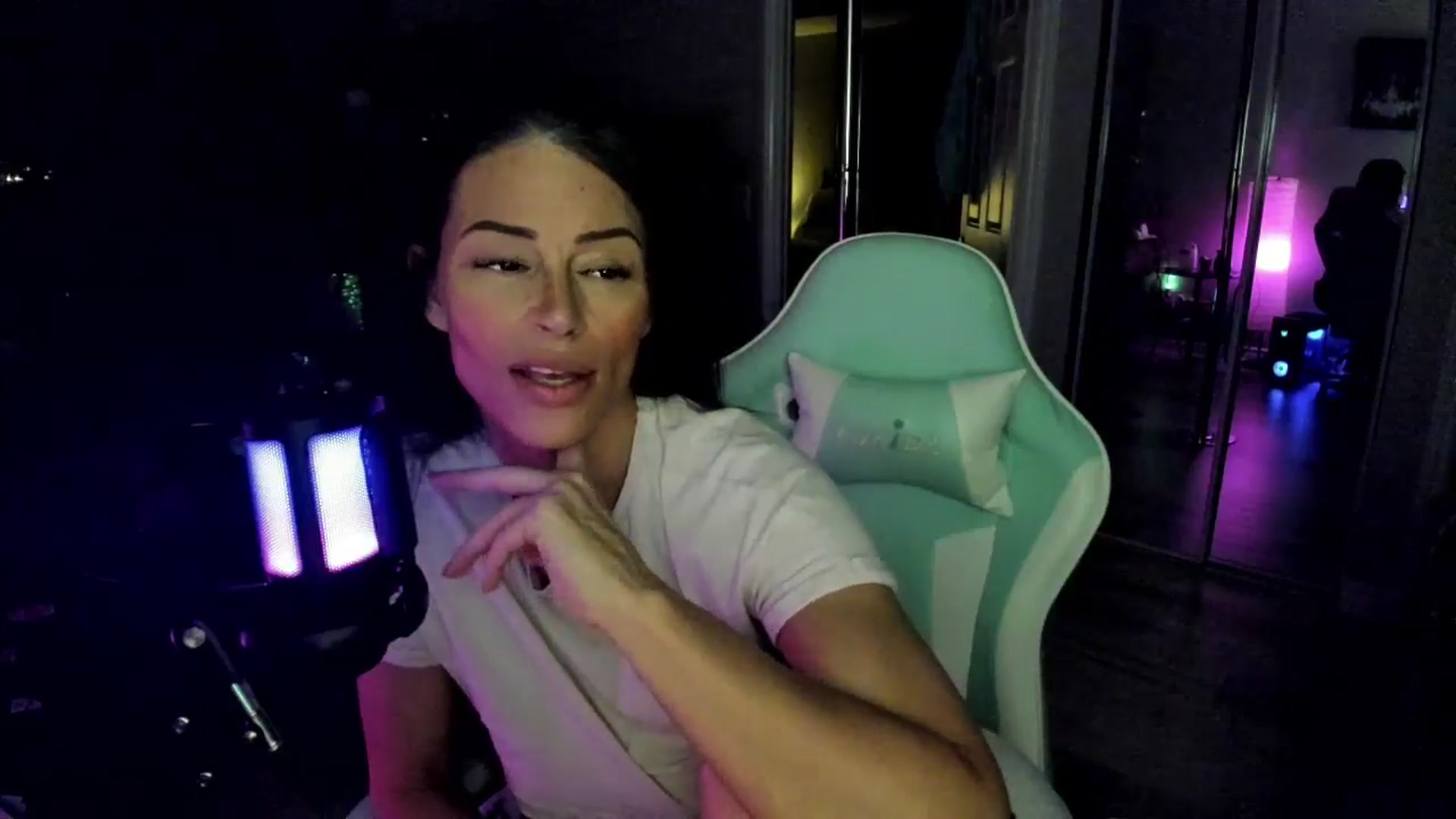 Gallery image thumbnail from BrookeSummer's myfreecams stream on, 04/10/2026, 07:59 image 4 of 20