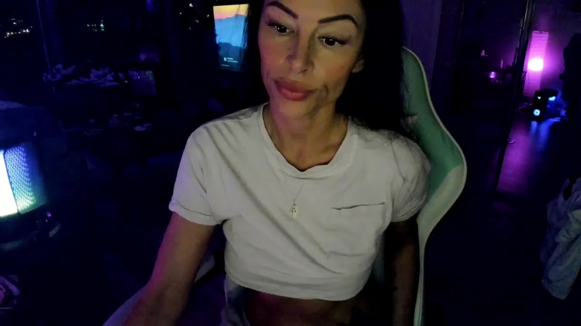 Gallery image thumbnail from BrookeSummer's myfreecams stream on, 04/17/2026, 04:59 image 3 of 20