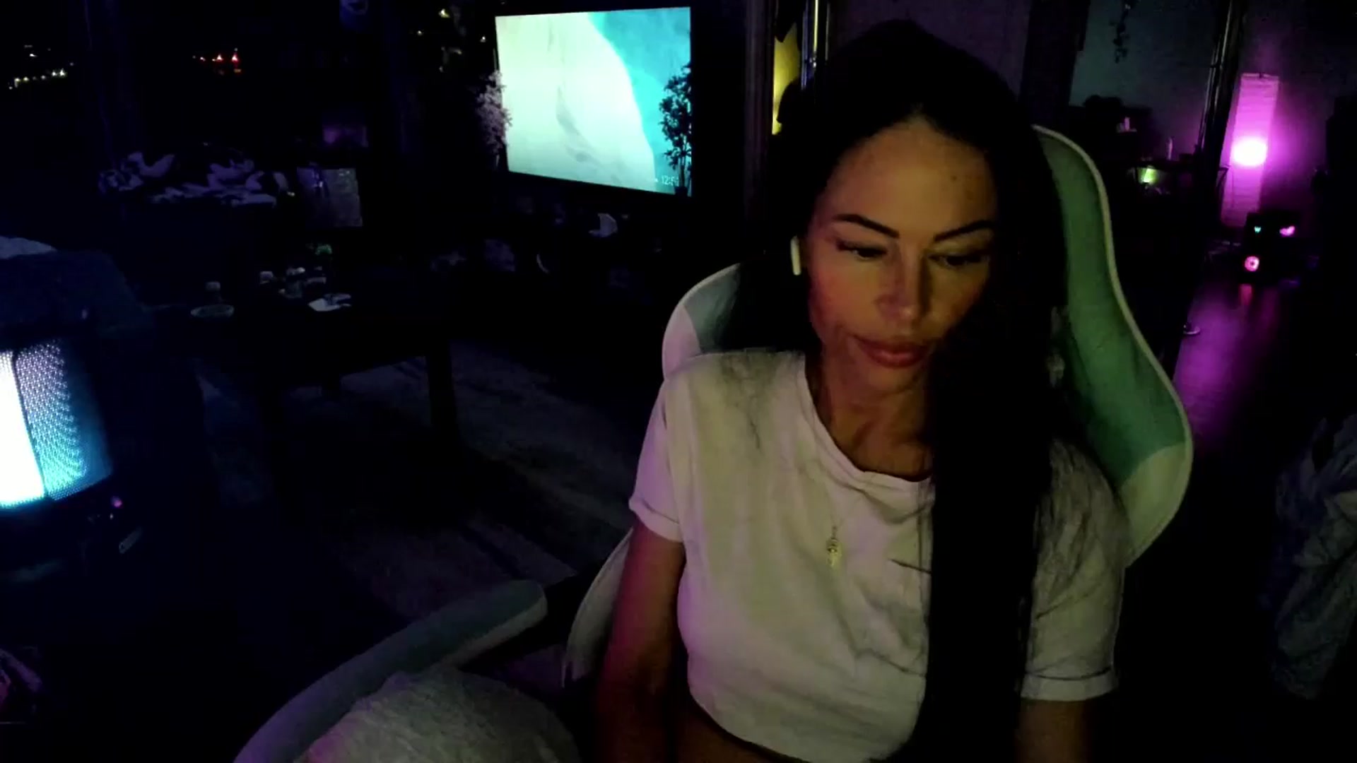 Gallery image thumbnail from BrookeSummer's myfreecams stream on, 04/17/2026, 04:59 image 14 of 20