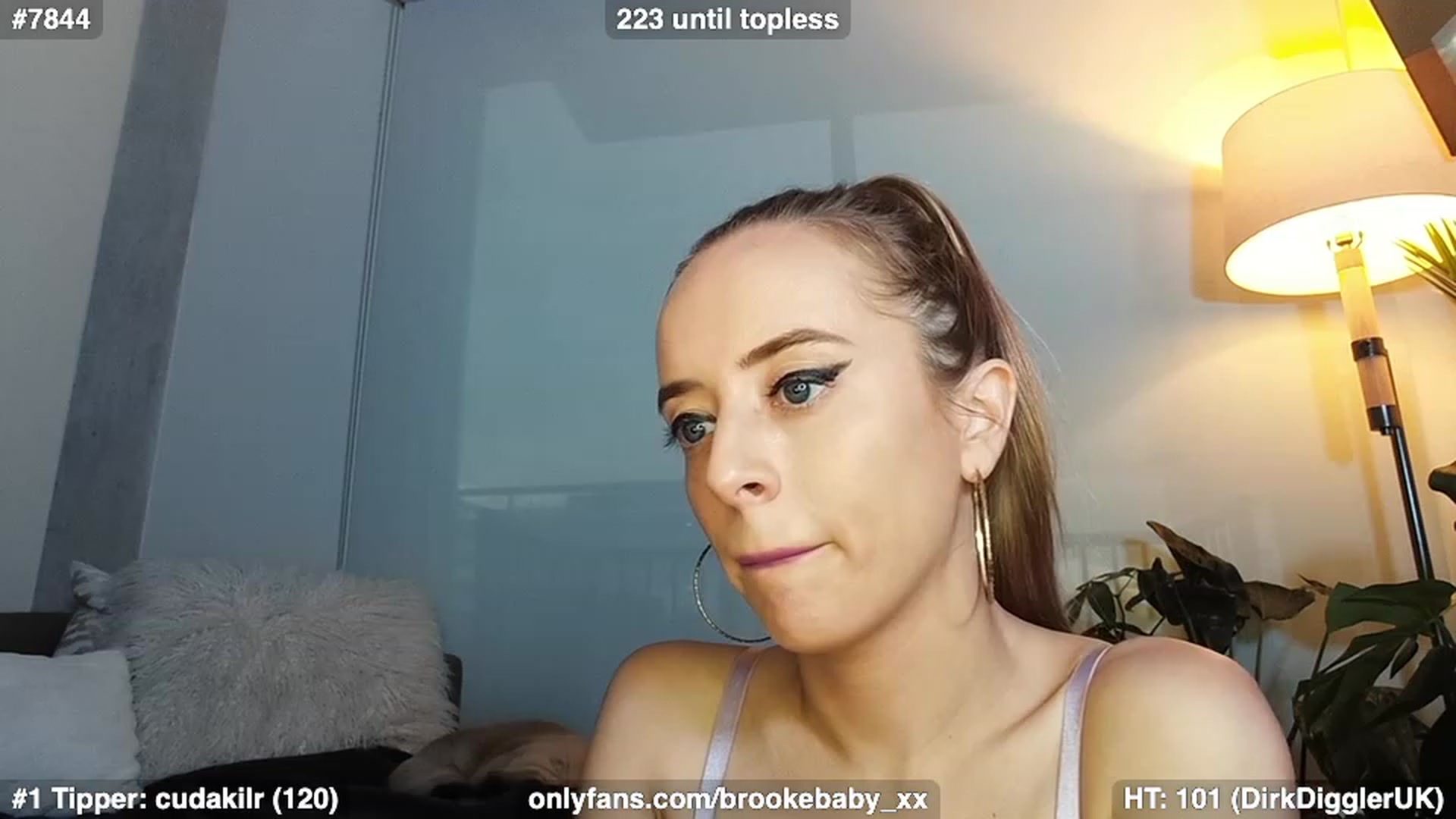Gallery image thumbnail from Brookebaby_'s myfreecams stream on, 01/08/2023, 14:01 image 9 of 20