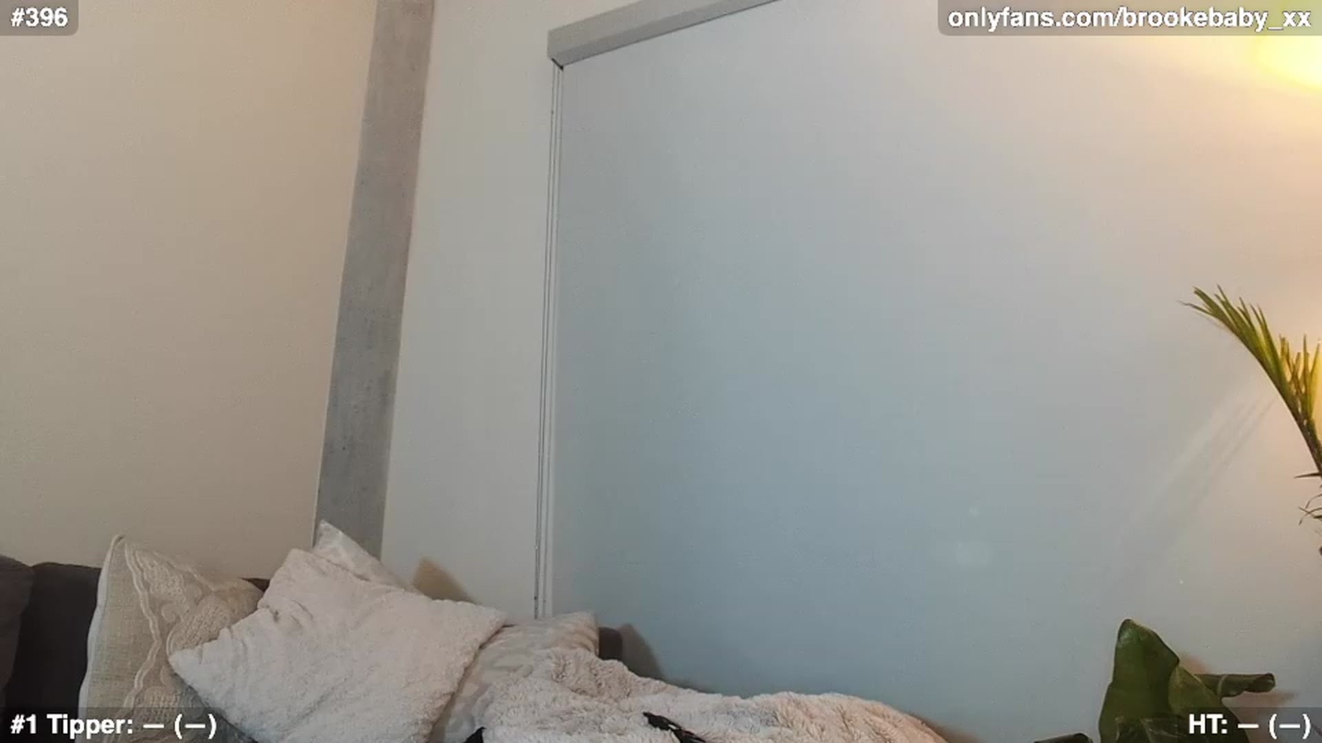 Gallery image thumbnail from Brookebaby_'s myfreecams stream on, 02/04/2023, 12:39 image 3 of 20