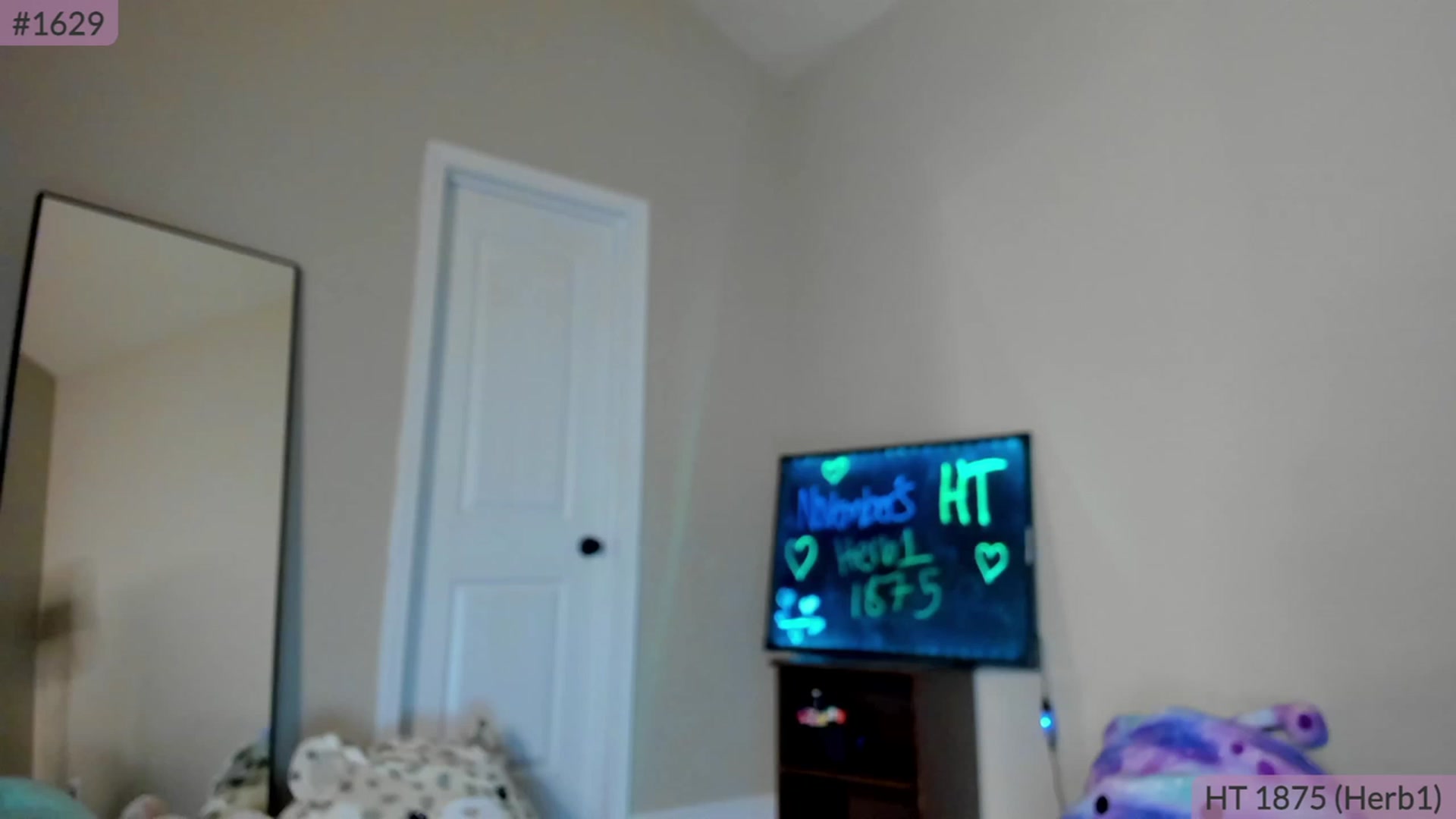 Gallery image thumbnail from Brookebee27's myfreecams stream on, 11/20/2022, 24:48 image 8 of 20