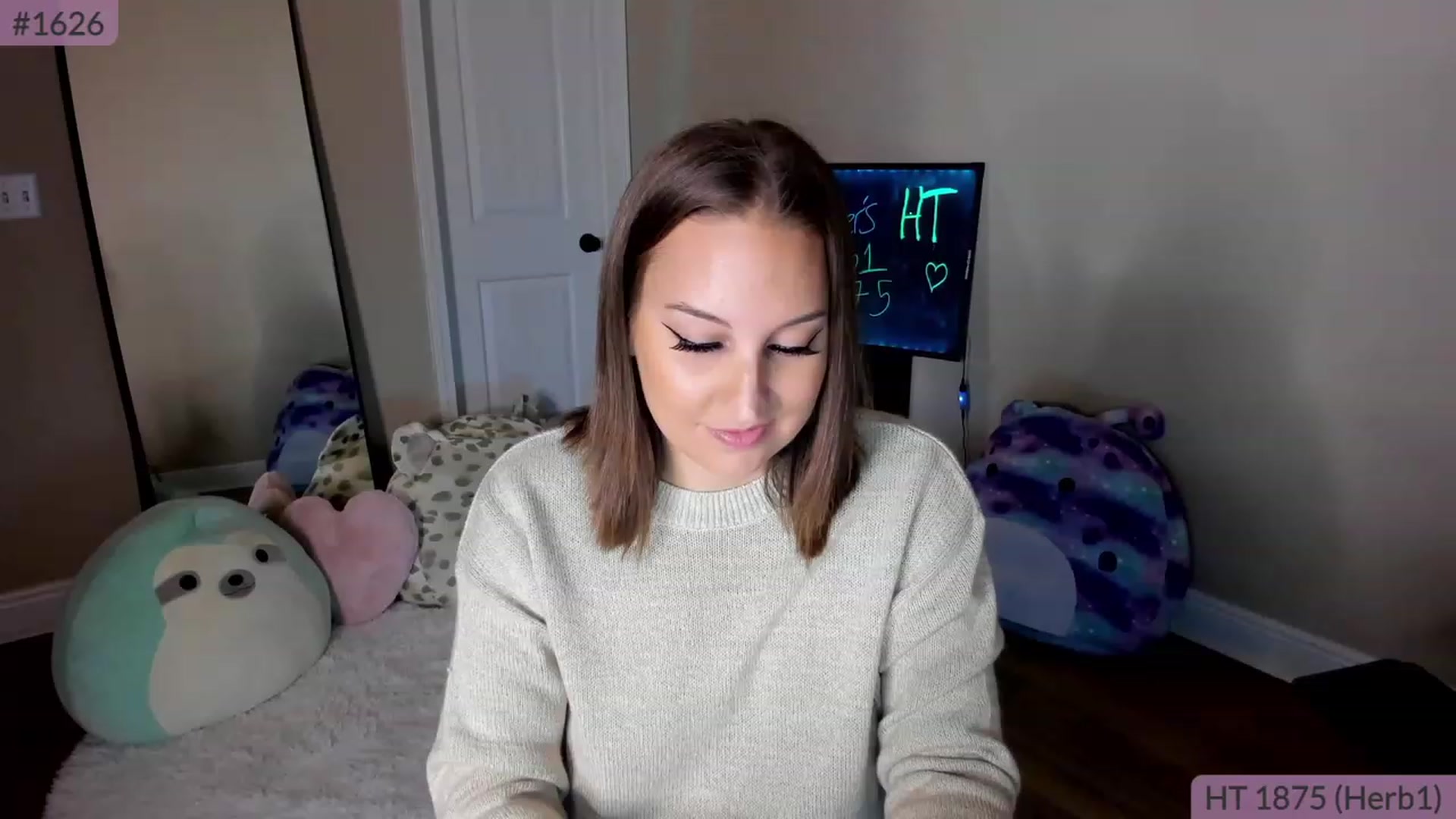 Gallery image thumbnail from Brookebee27's myfreecams stream on, 11/20/2022, 24:48 image 11 of 20