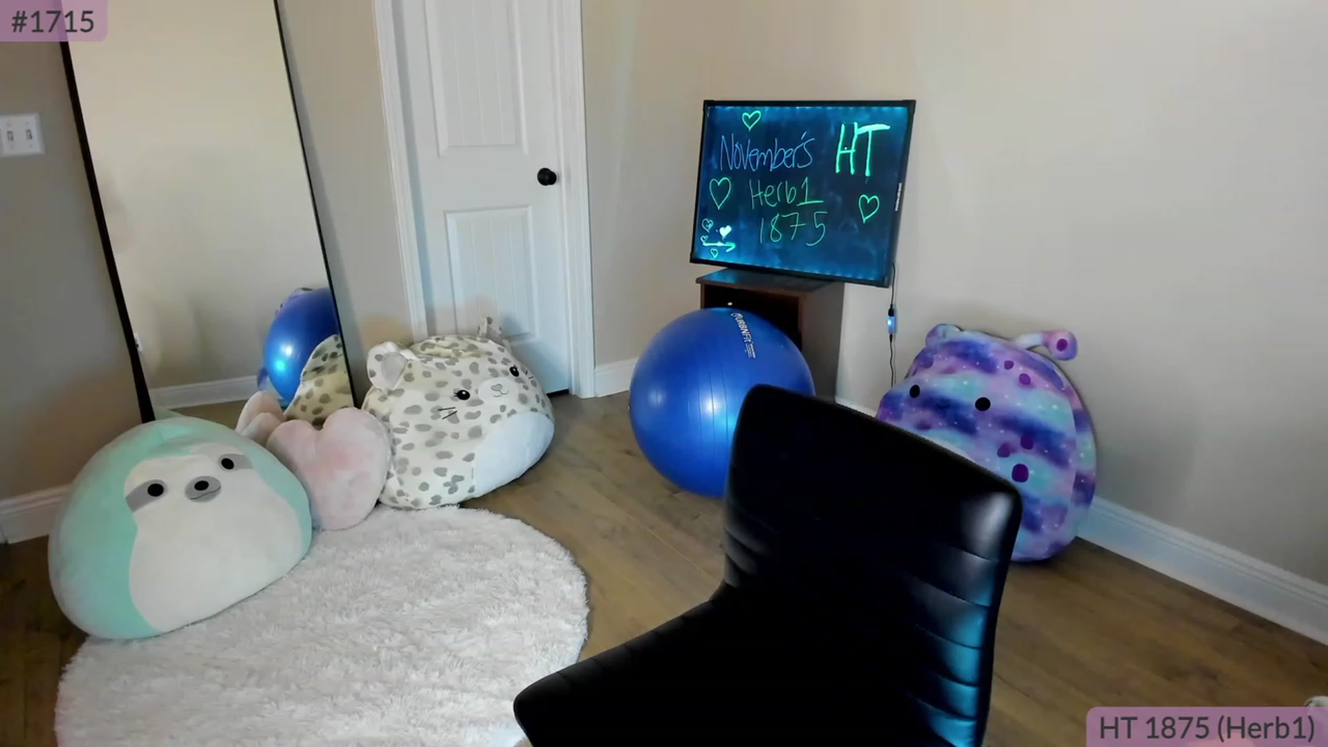 Gallery image thumbnail from Brookebee27's myfreecams stream on, 11/21/2022, 02:39 image 15 of 20