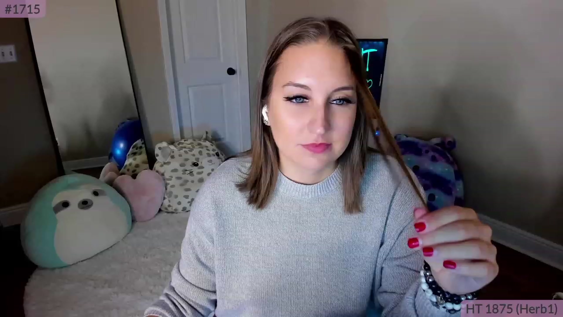 Gallery image thumbnail from Brookebee27's myfreecams stream on, 11/21/2022, 02:39 image 19 of 20