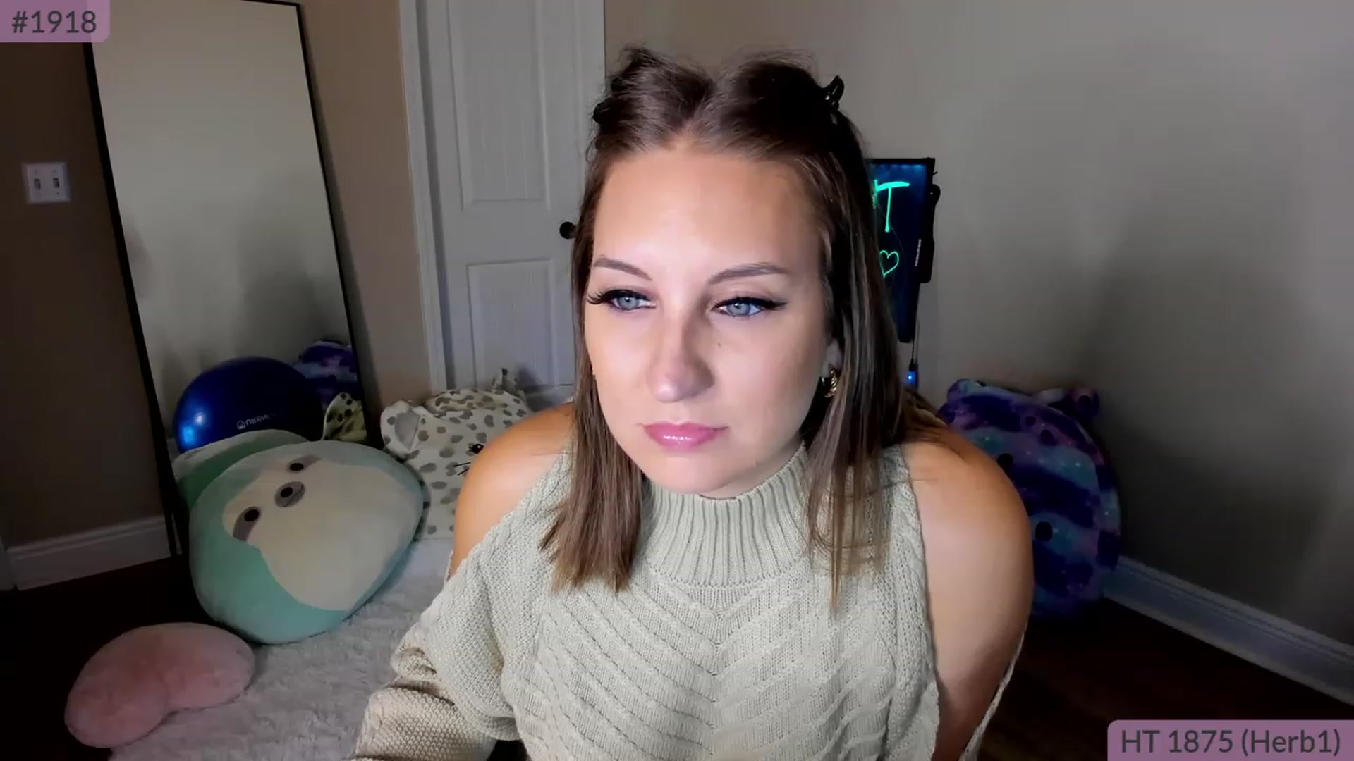 Gallery image thumbnail from Brookebee27's myfreecams stream on, 11/25/2022, 01:16 image 20 of 20