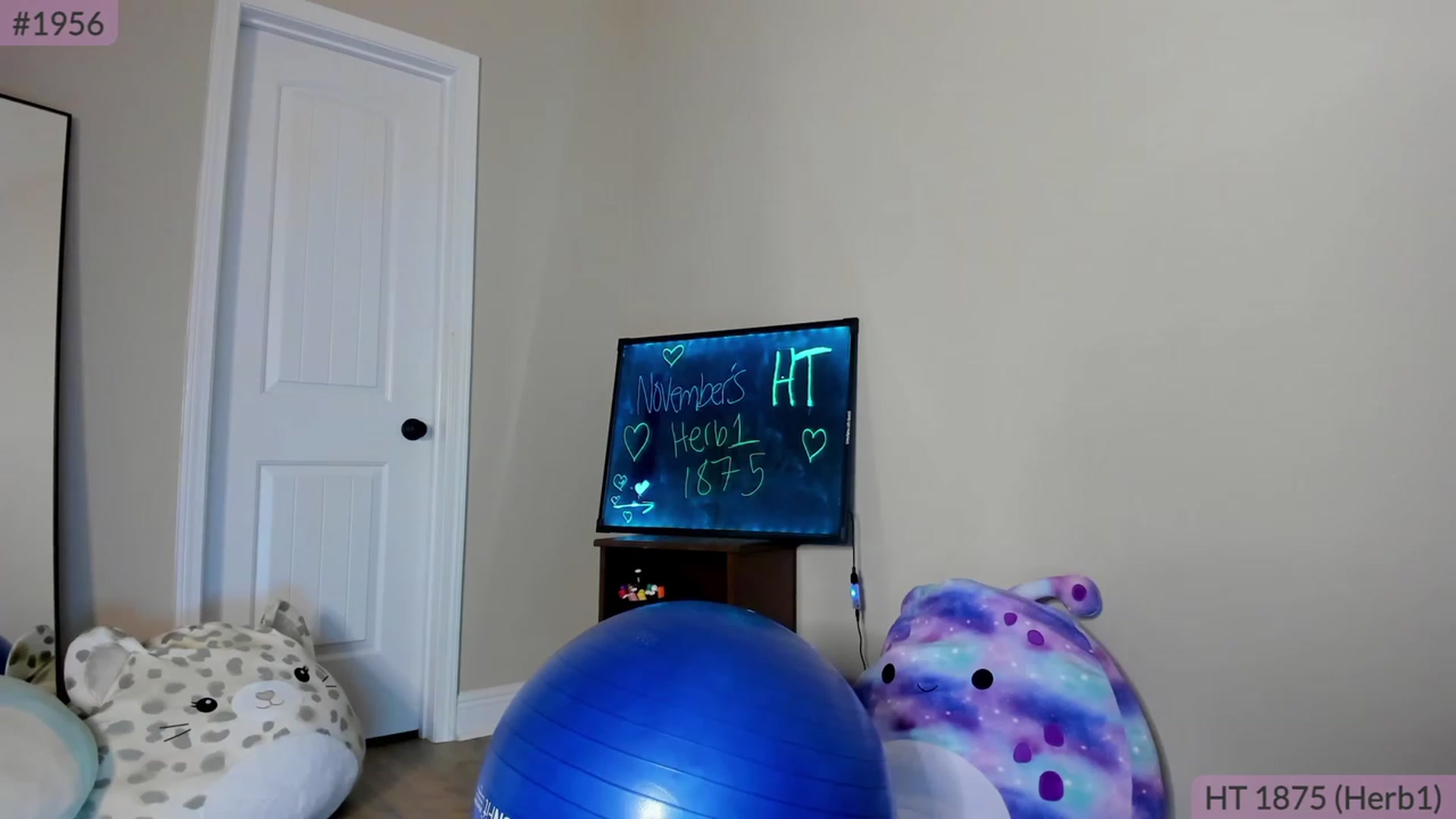 Gallery image thumbnail from Brookebee27's myfreecams stream on, 11/25/2022, 01:16 image 2 of 20
