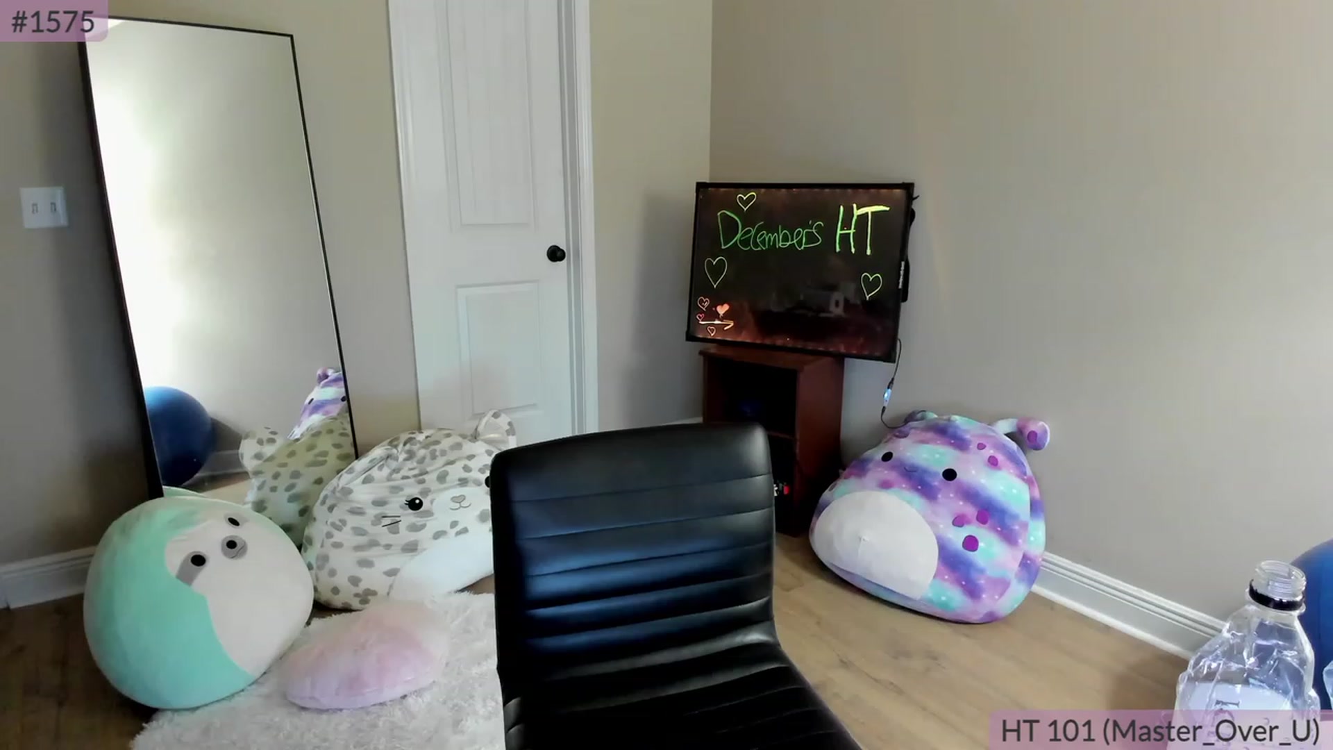 Gallery image thumbnail from Brookebee27's myfreecams stream on, 12/02/2022, 01:54 image 13 of 20