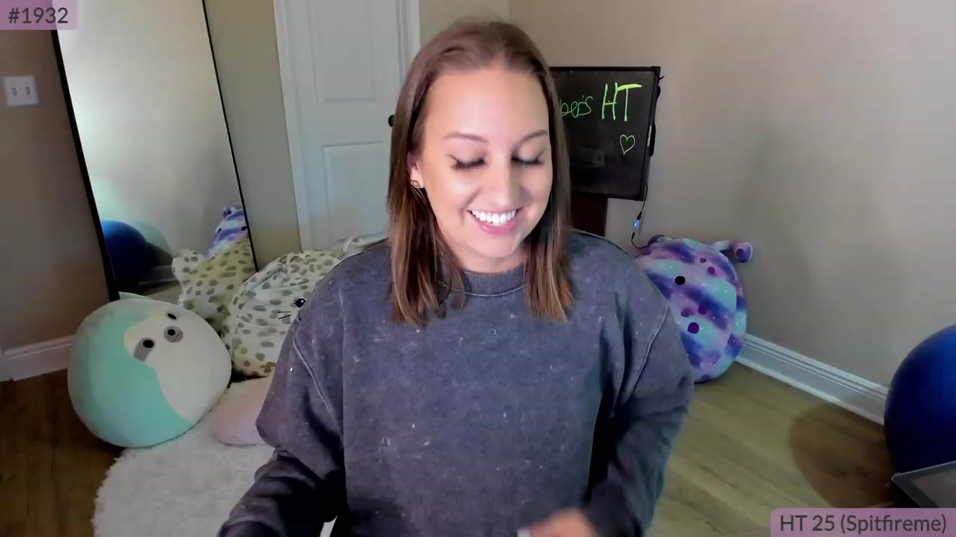 Gallery image thumbnail from Brookebee27's myfreecams stream on, 12/02/2022, 01:54 image 7 of 20