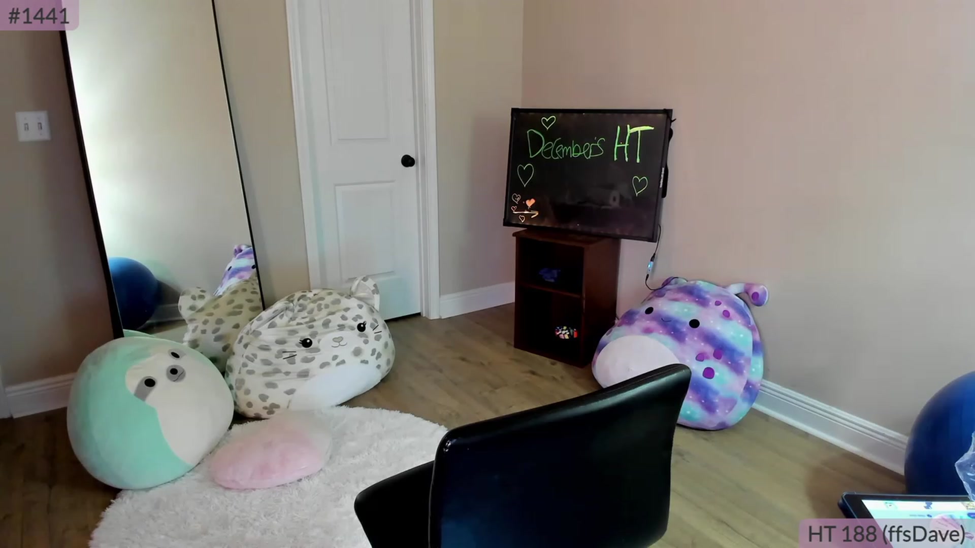 Gallery image thumbnail from Brookebee27's myfreecams stream on, 12/02/2022, 01:59 image 10 of 20