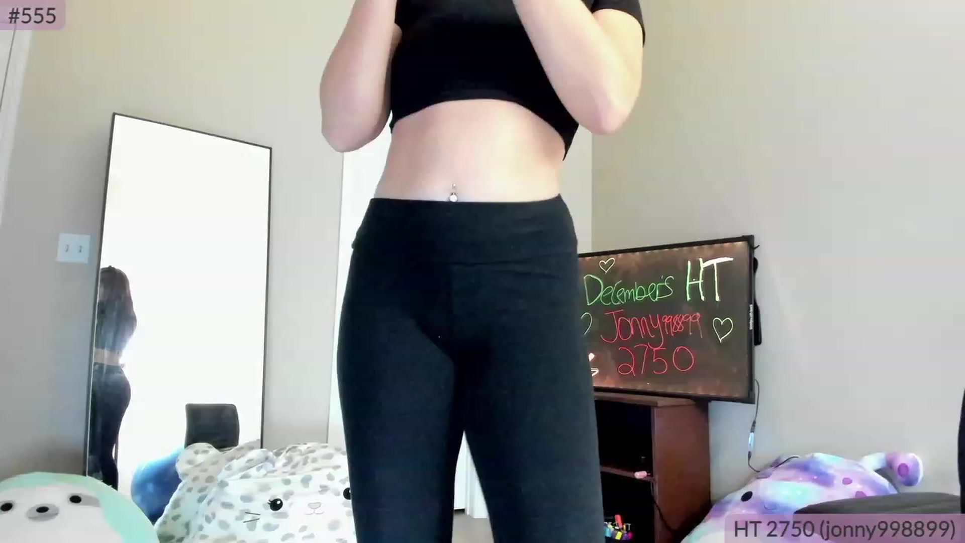 Gallery image thumbnail from Brookebee27's myfreecams stream on, 12/04/2022, 24:33 image 14 of 20