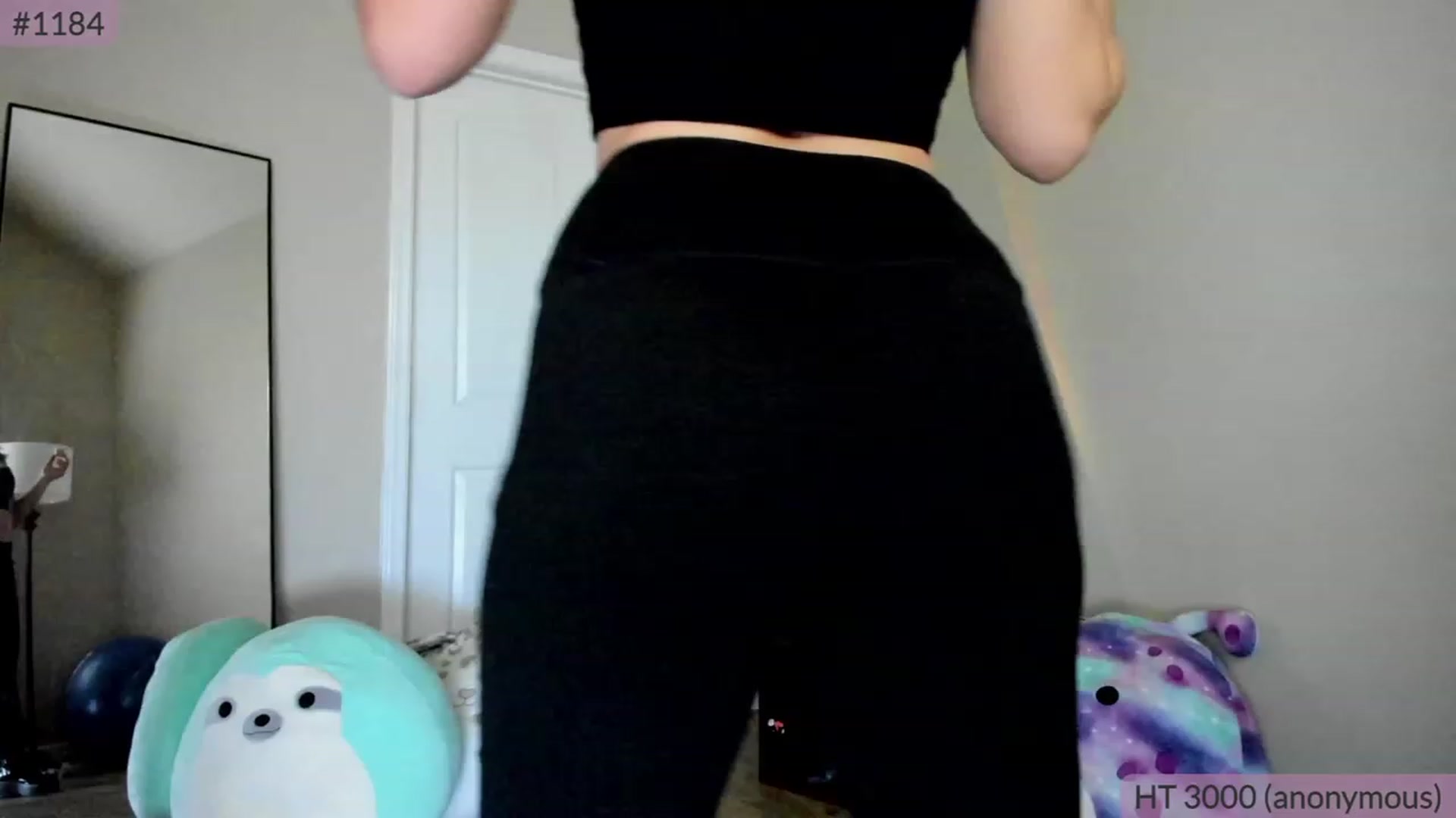 Gallery image thumbnail from Brookebee27's myfreecams stream on, 12/10/2022, 22:36 image 18 of 20
