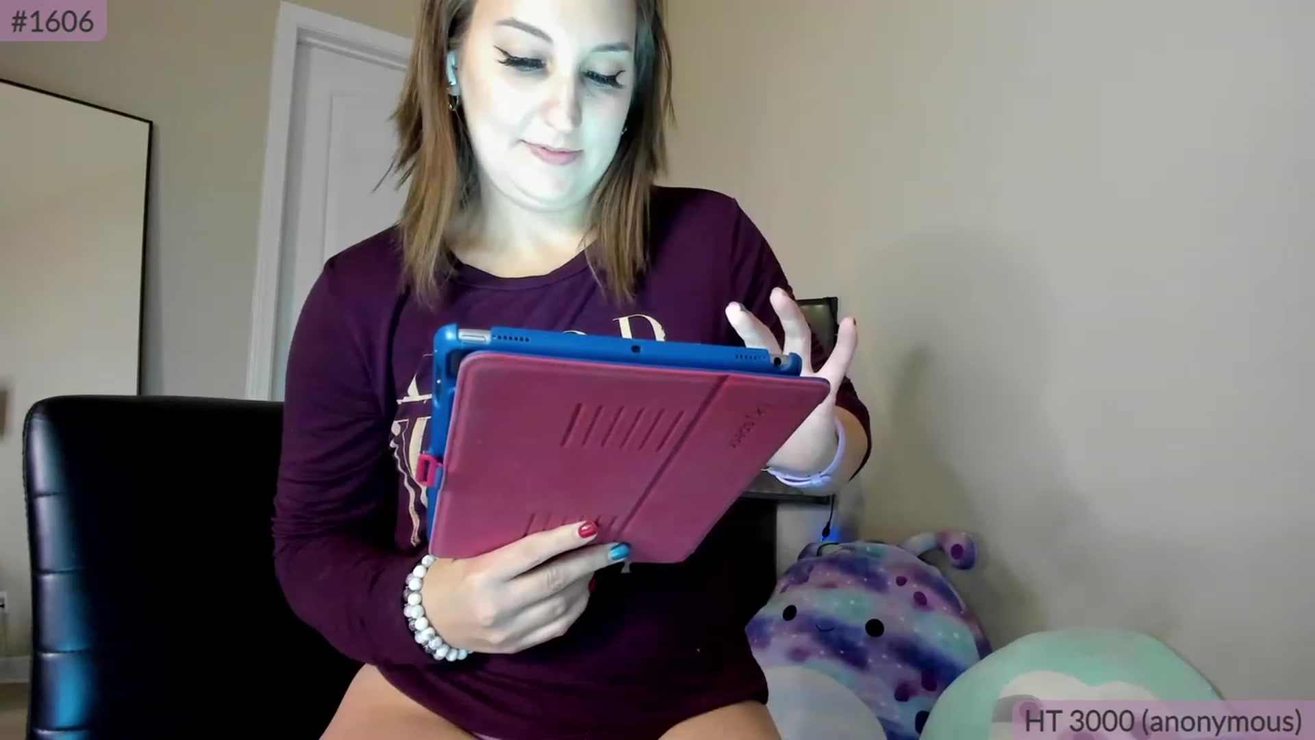Gallery image thumbnail from Brookebee27's myfreecams stream on, 12/19/2022, 01:51 image 9 of 20