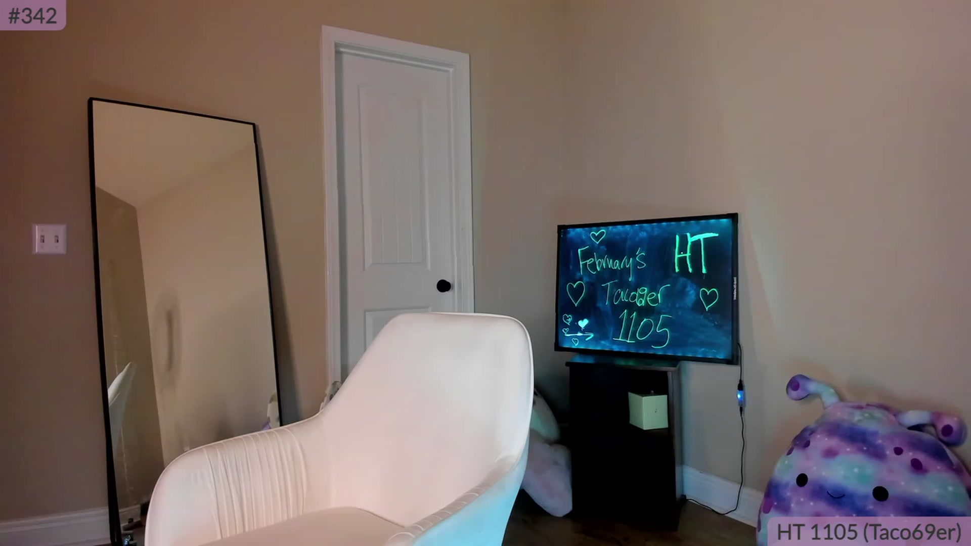 Gallery image thumbnail from Brookebee27's myfreecams stream on, 02/02/2023, 23:57 image 12 of 20